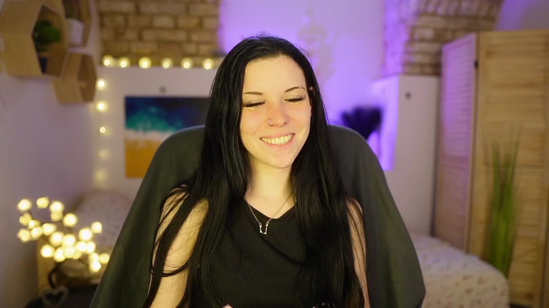 Gallery image thumbnail from April_Ollsen's myfreecams stream on, 03/25/2025, 14:01 image 3 of 20