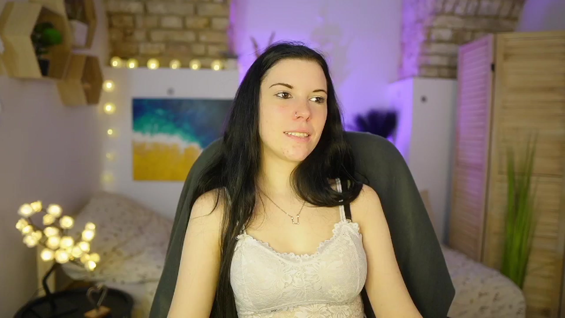 Gallery image thumbnail from April_Ollsen's myfreecams stream on, 03/29/2025, 10:20 image 10 of 20