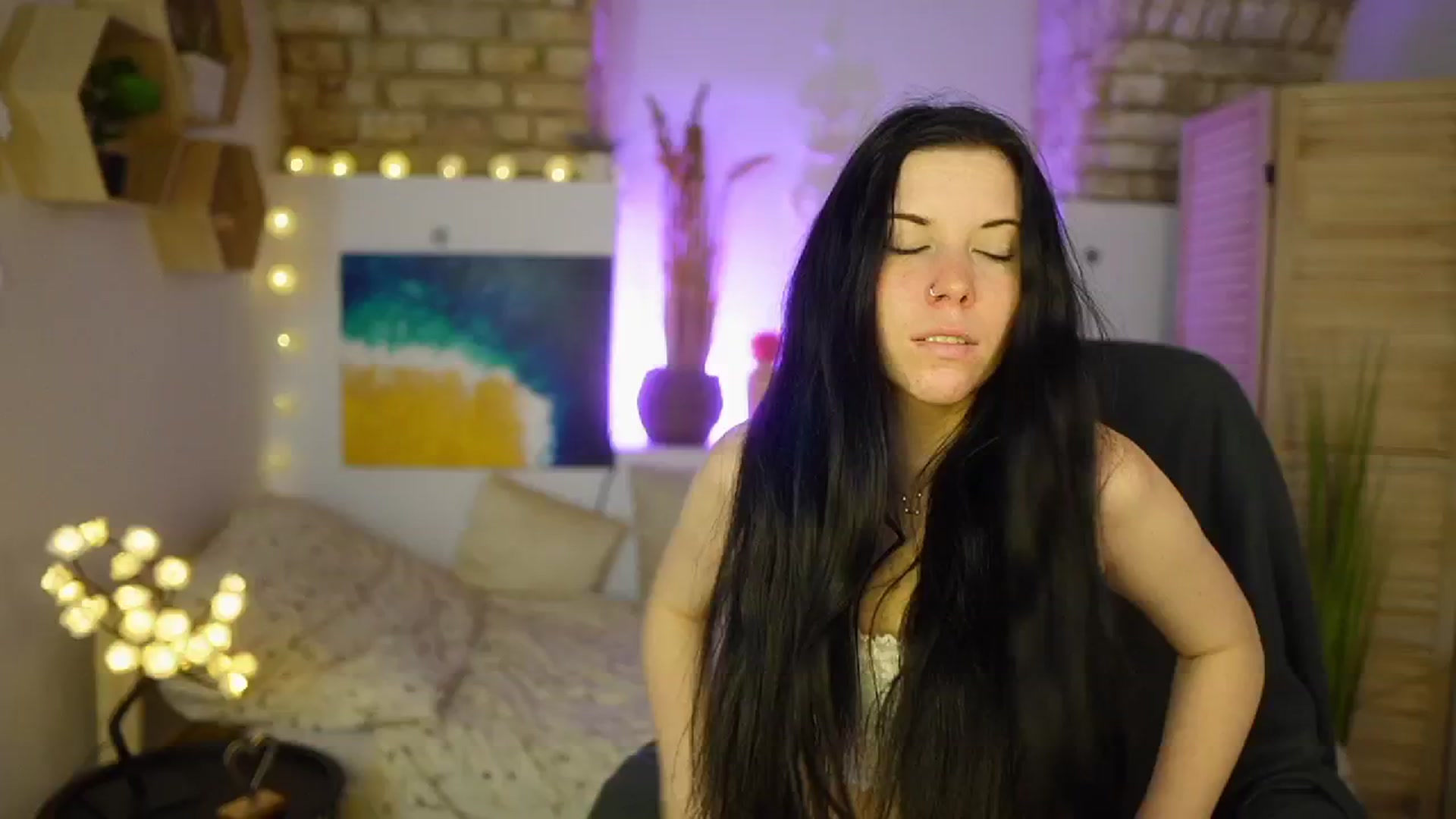 Gallery image thumbnail from April_Ollsen's myfreecams stream on, 03/29/2025, 11:16 image 10 of 20