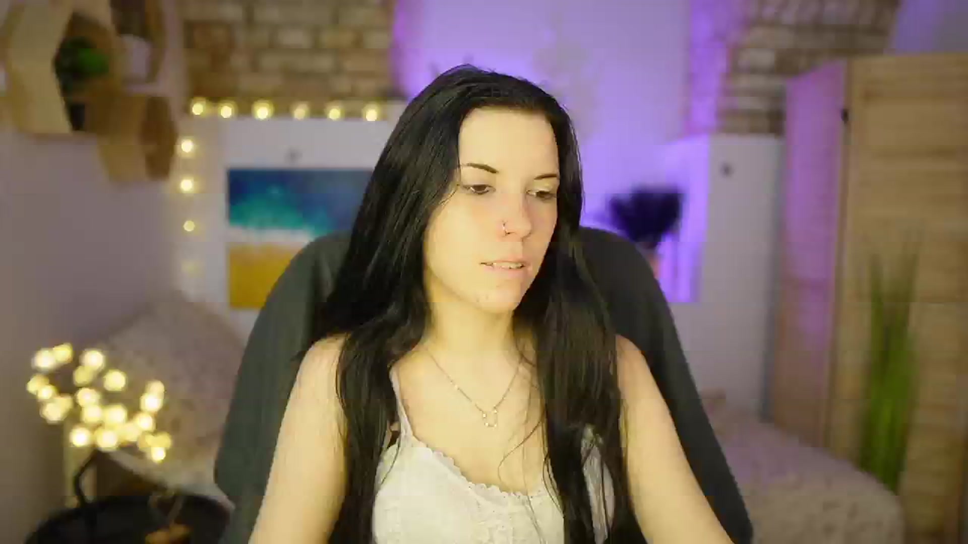 Gallery image thumbnail from April_Ollsen's myfreecams stream on, 03/29/2025, 17:30 image 14 of 20