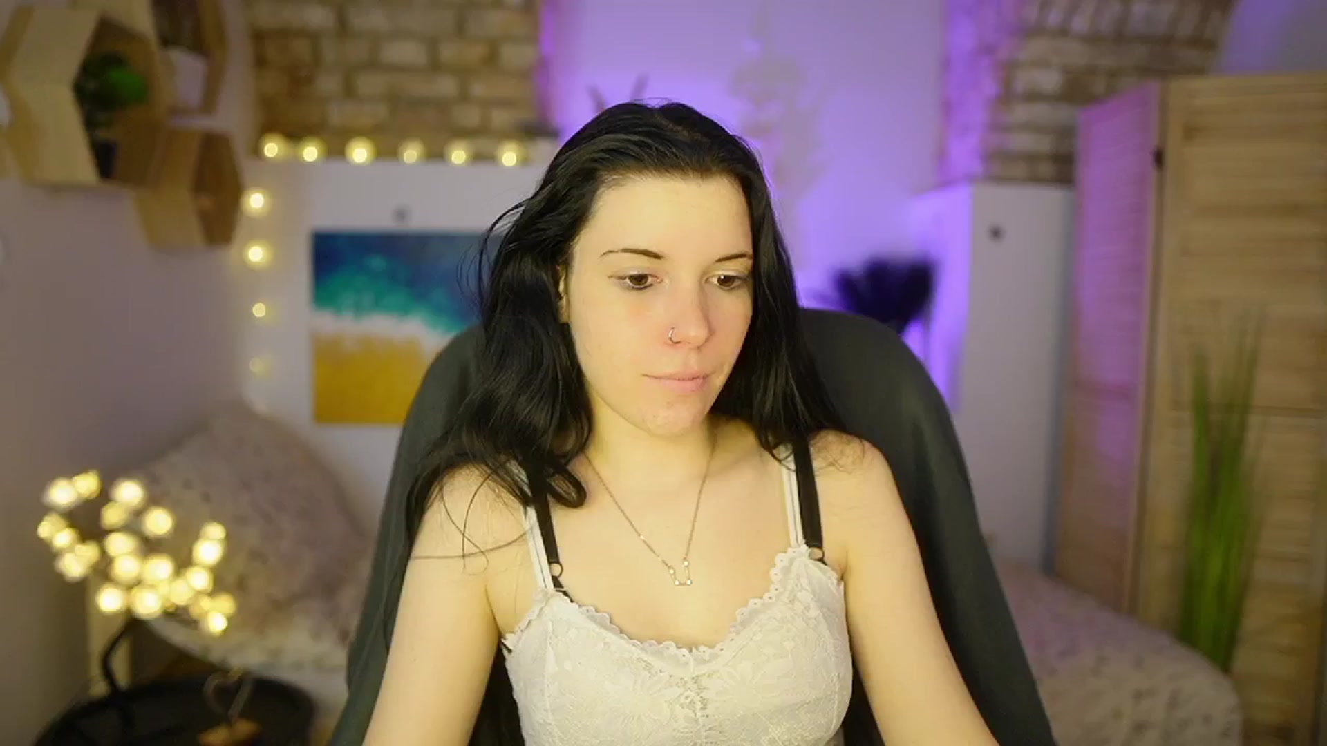 Gallery image thumbnail from April_Ollsen's myfreecams stream on, 03/29/2025, 18:54 image 7 of 20