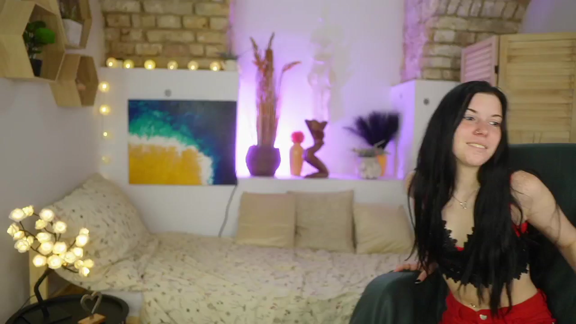 Gallery image thumbnail from April_Ollsen's myfreecams stream on, 03/30/2025, 08:45 image 18 of 20