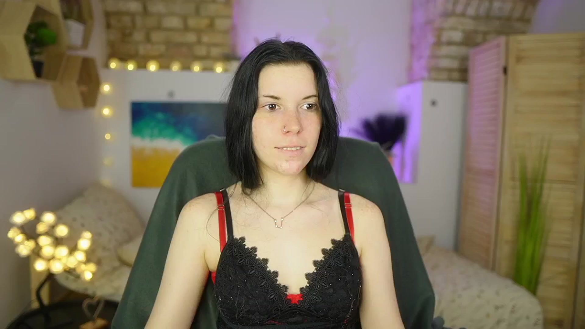 Gallery image thumbnail from April_Ollsen's myfreecams stream on, 03/30/2025, 14:06 image 13 of 20