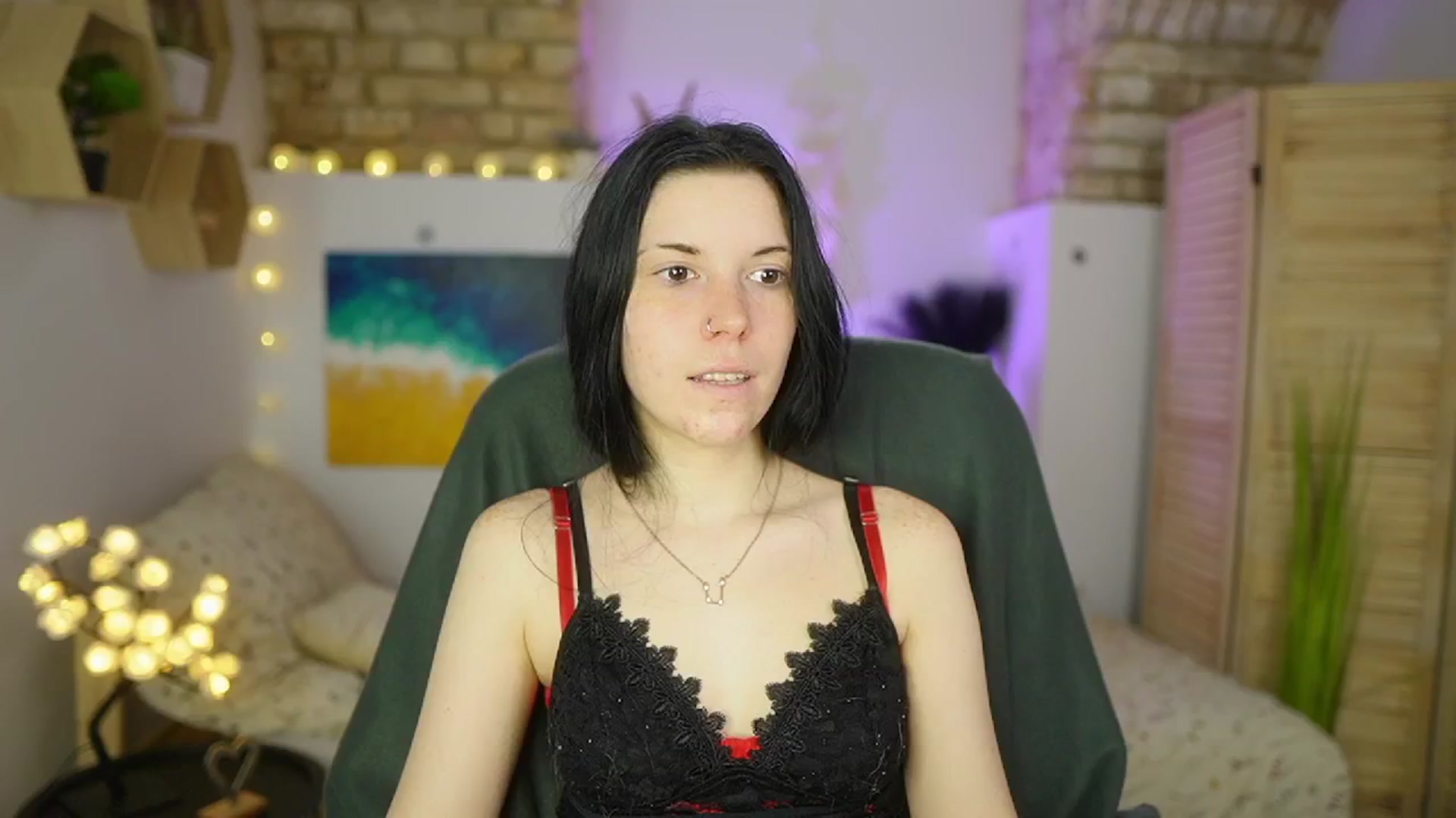 Gallery image thumbnail from April_Ollsen's myfreecams stream on, 03/30/2025, 14:06 image 12 of 20