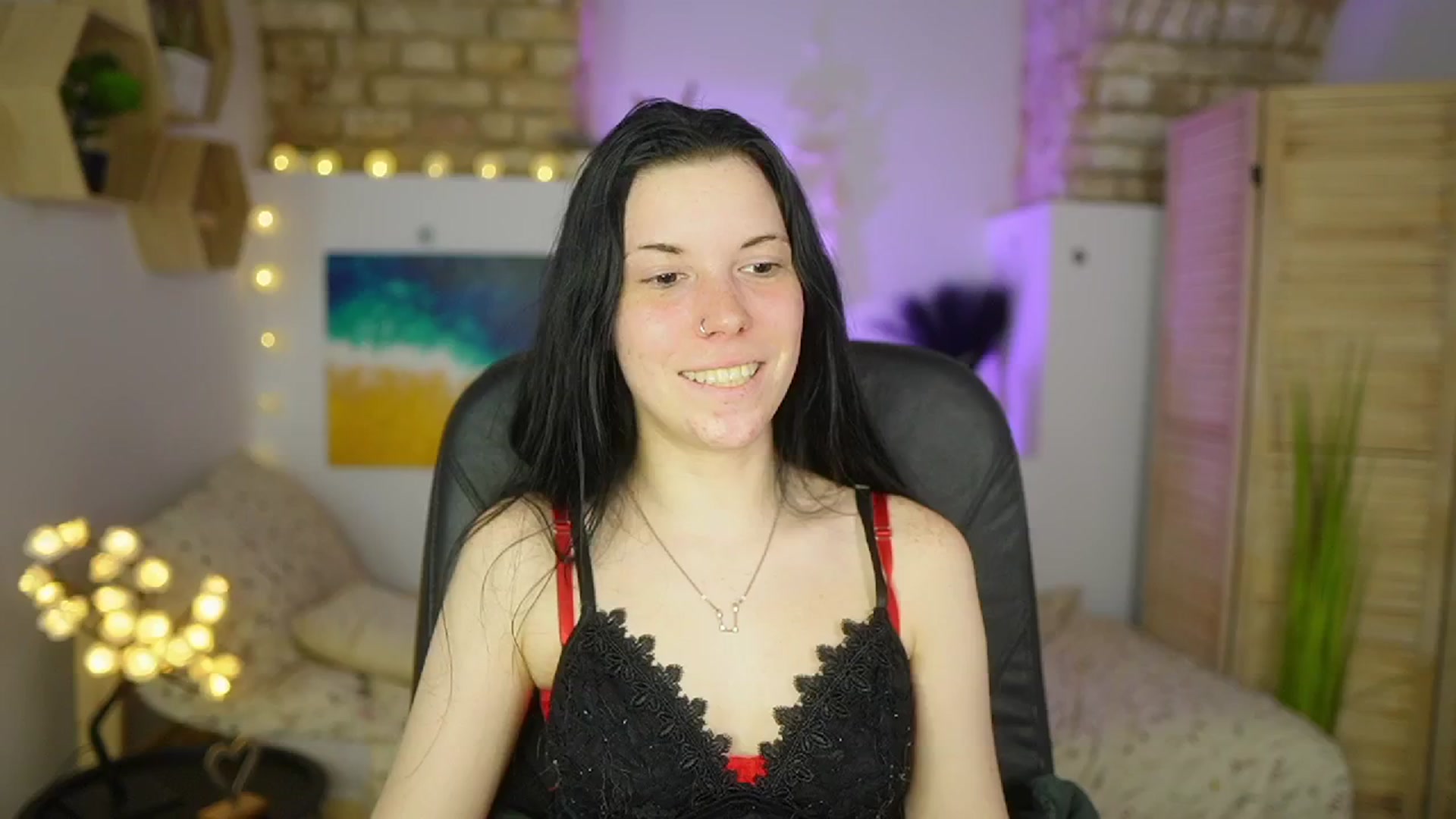 Gallery image thumbnail from April_Ollsen's myfreecams stream on, 03/30/2025, 16:36 image 18 of 20