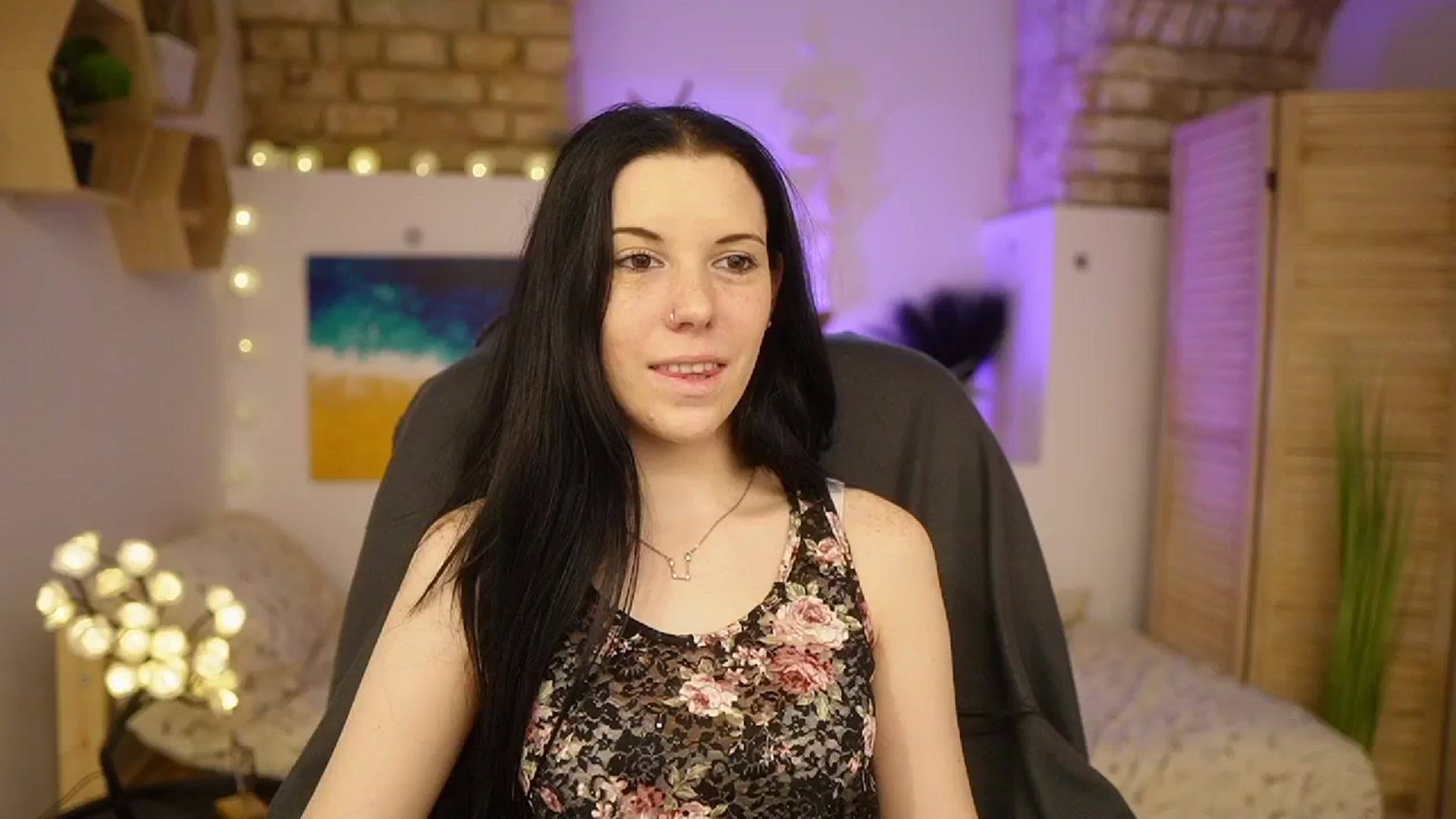Gallery image thumbnail from April_Ollsen's myfreecams stream on, 04/03/2025, 11:06 image 13 of 20