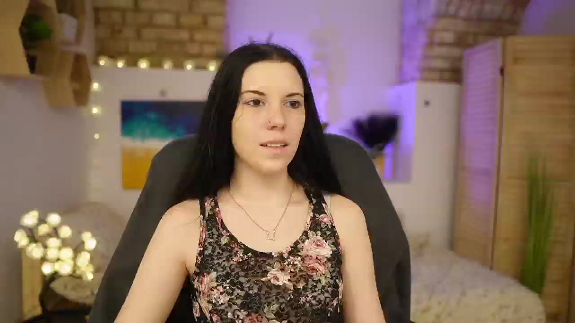 Gallery image thumbnail from April_Ollsen's myfreecams stream on, 04/03/2025, 12:53 image 1 of 20