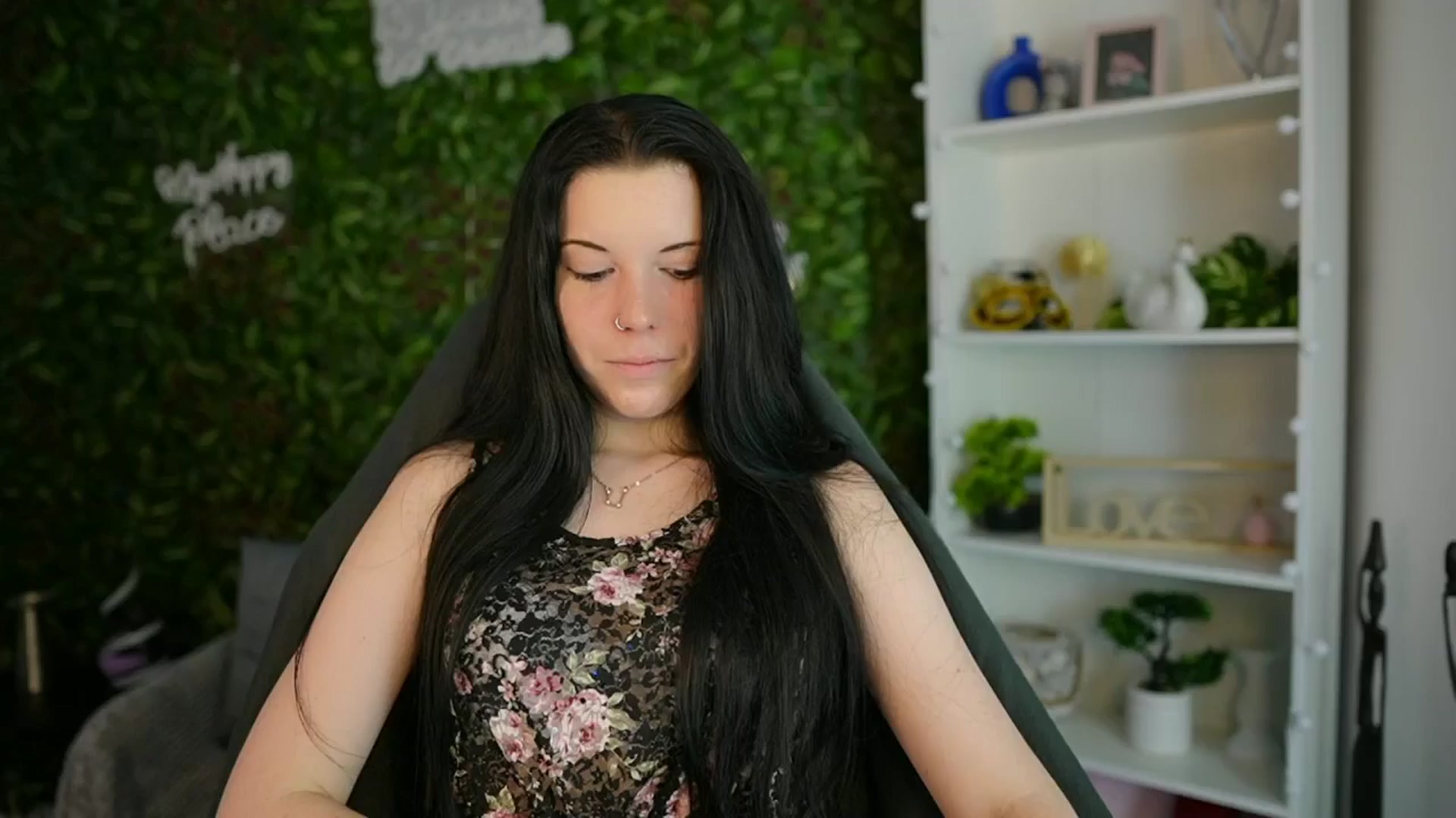Gallery image thumbnail from April_Ollsen's myfreecams stream on, 04/03/2025, 14:51 image 20 of 20