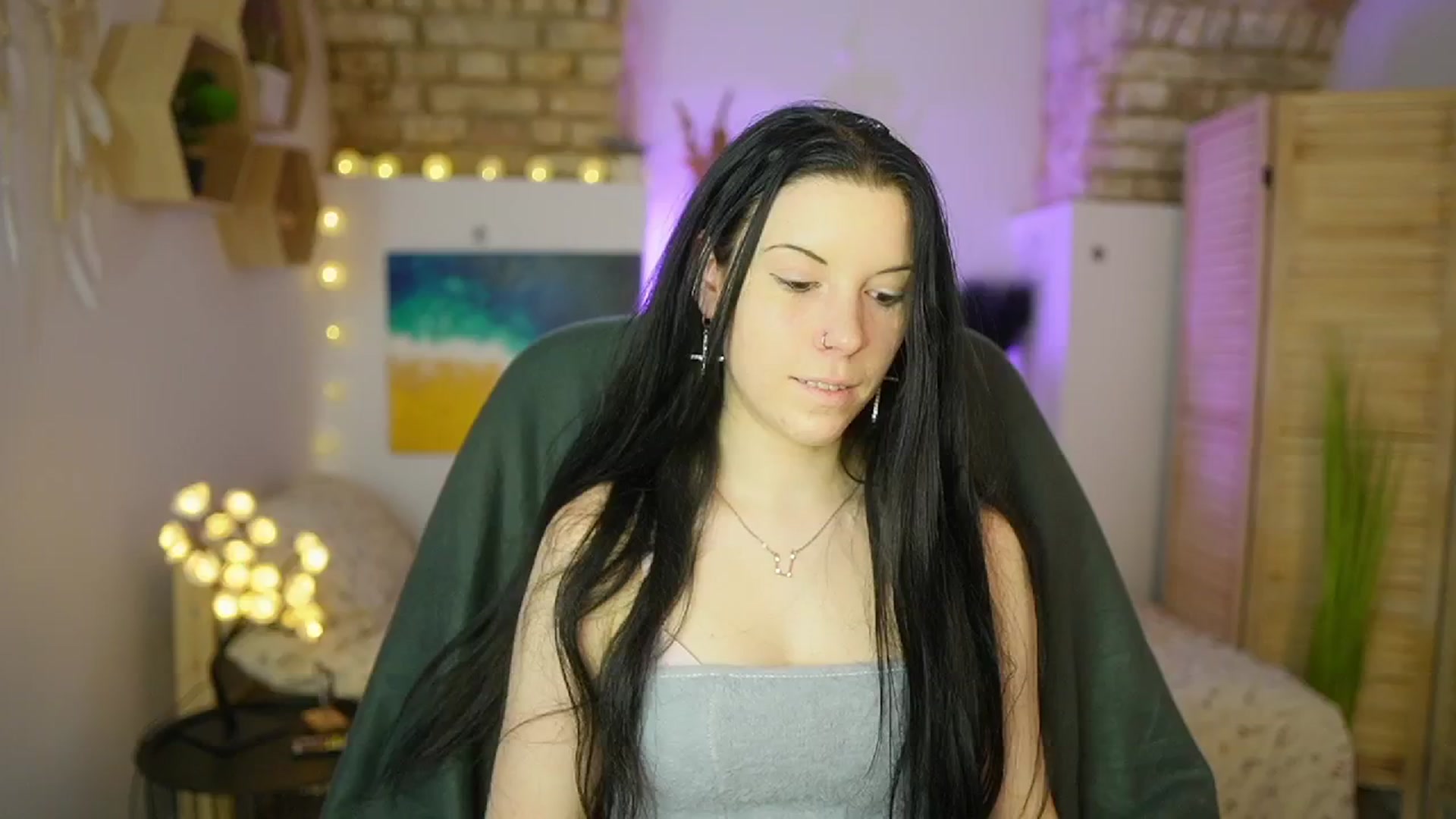 Gallery image thumbnail from April_Ollsen's myfreecams stream on, 04/04/2025, 10:00 image 16 of 20