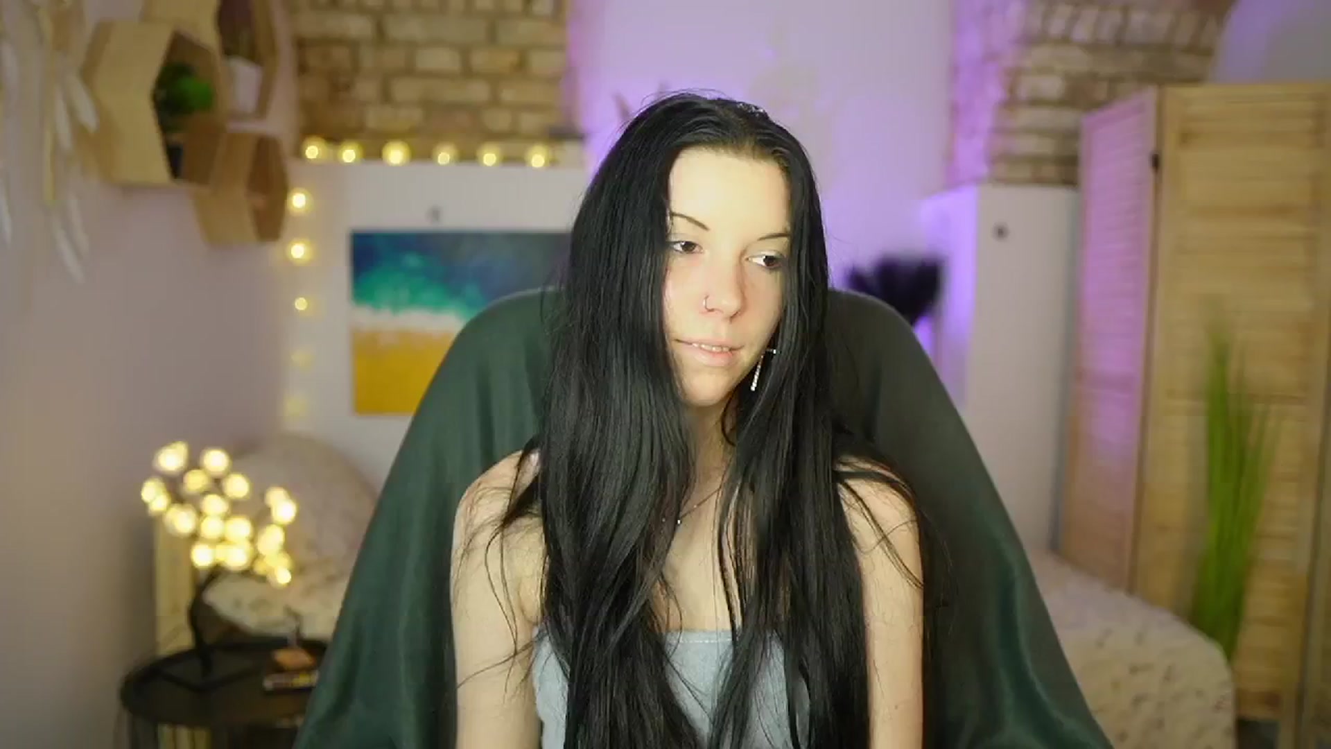 Gallery image thumbnail from April_Ollsen's myfreecams stream on, 04/04/2025, 10:00 image 15 of 20