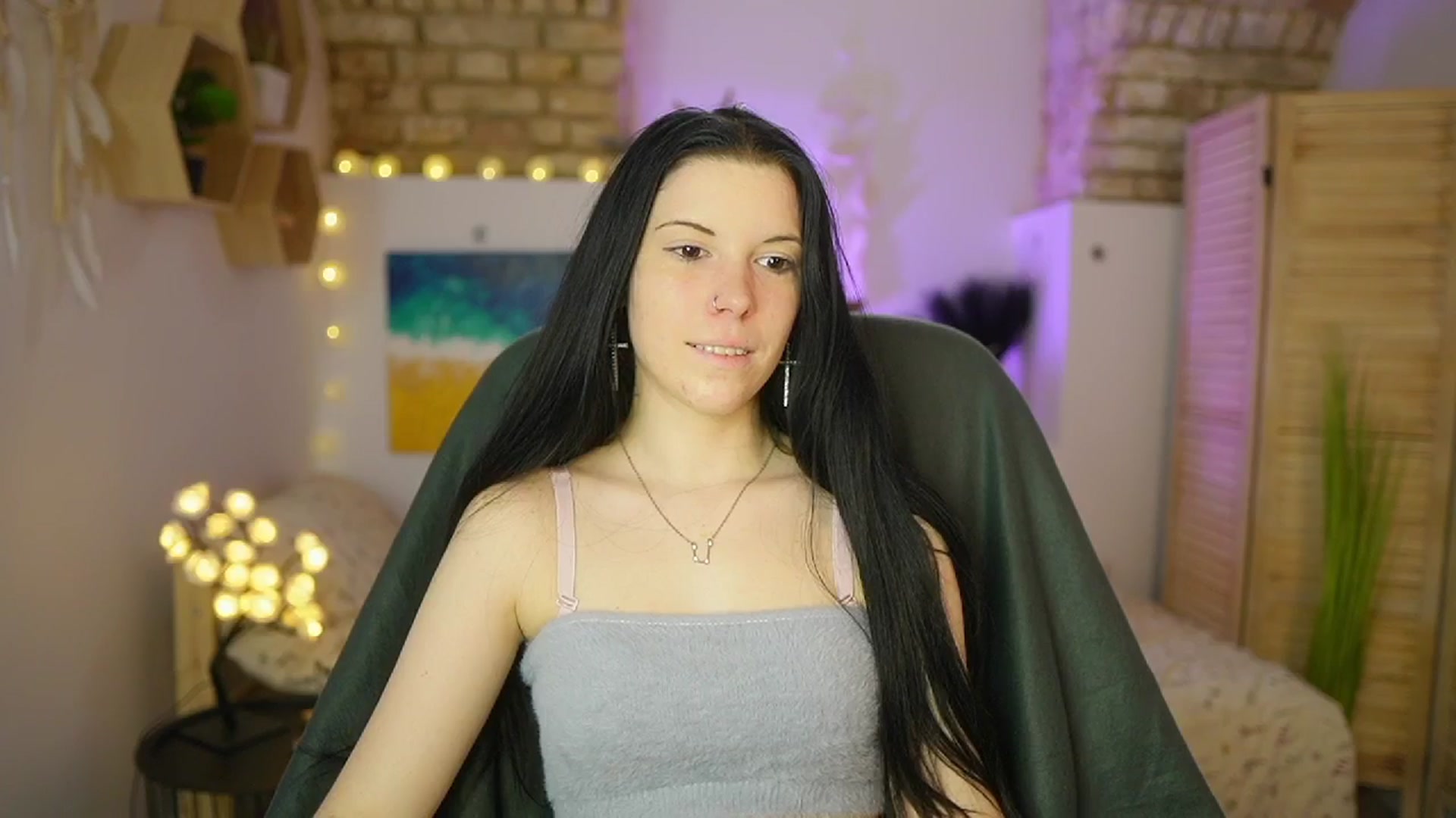 Gallery image thumbnail from April_Ollsen's myfreecams stream on, 04/04/2025, 11:47 image 11 of 20