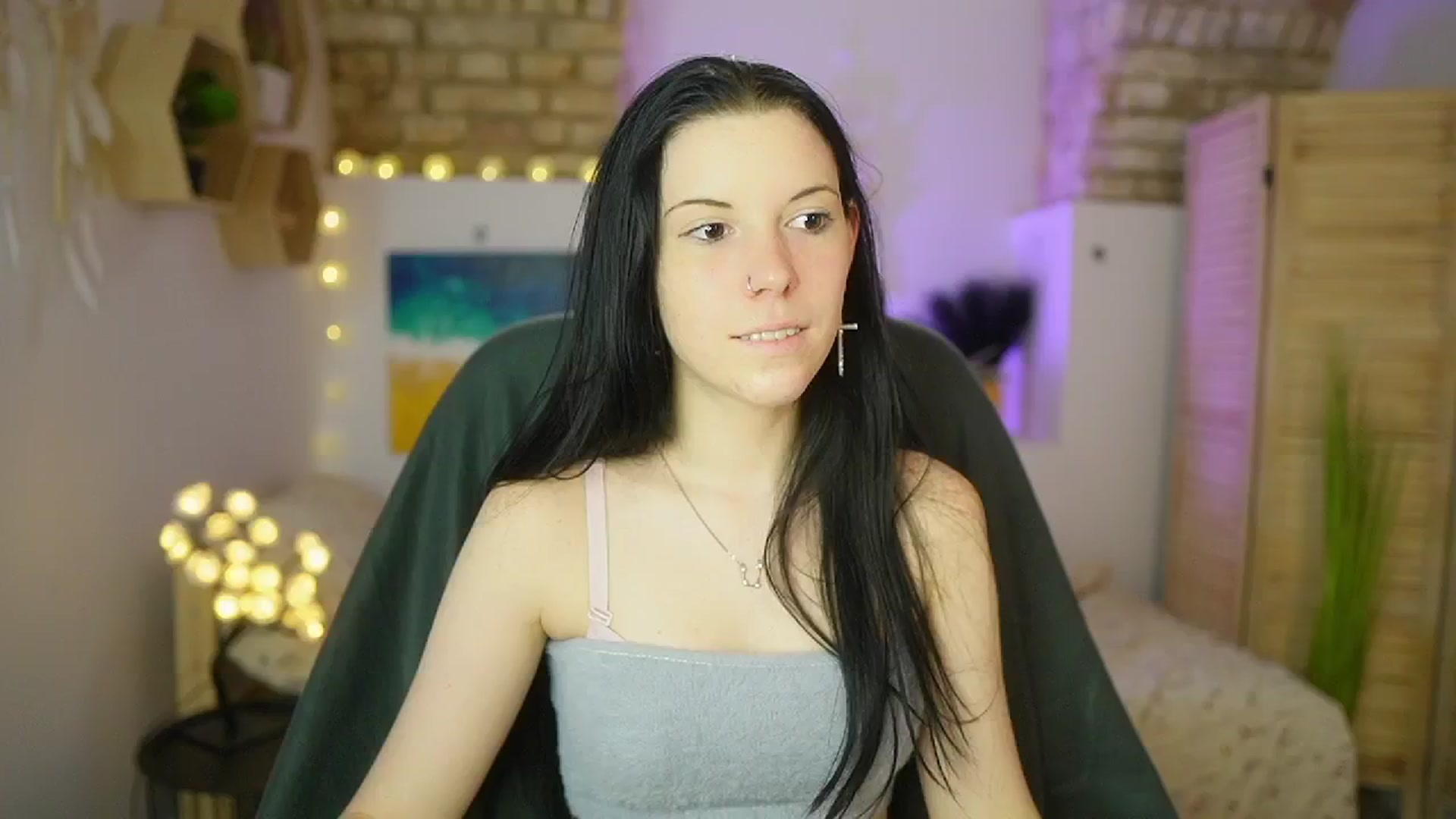 Gallery image thumbnail from April_Ollsen's myfreecams stream on, 04/04/2025, 12:53 image 13 of 20