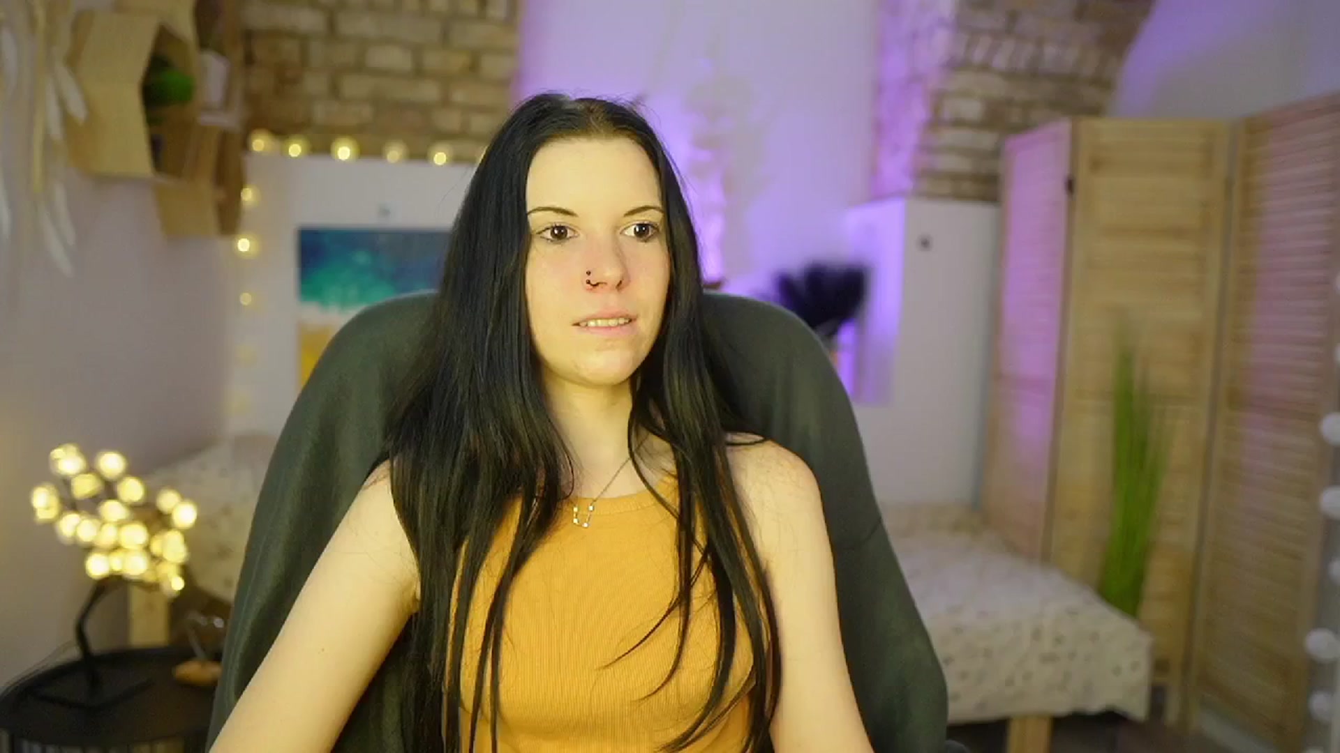 Gallery image thumbnail from April_Ollsen's myfreecams stream on, 04/10/2025, 10:28 image 20 of 20