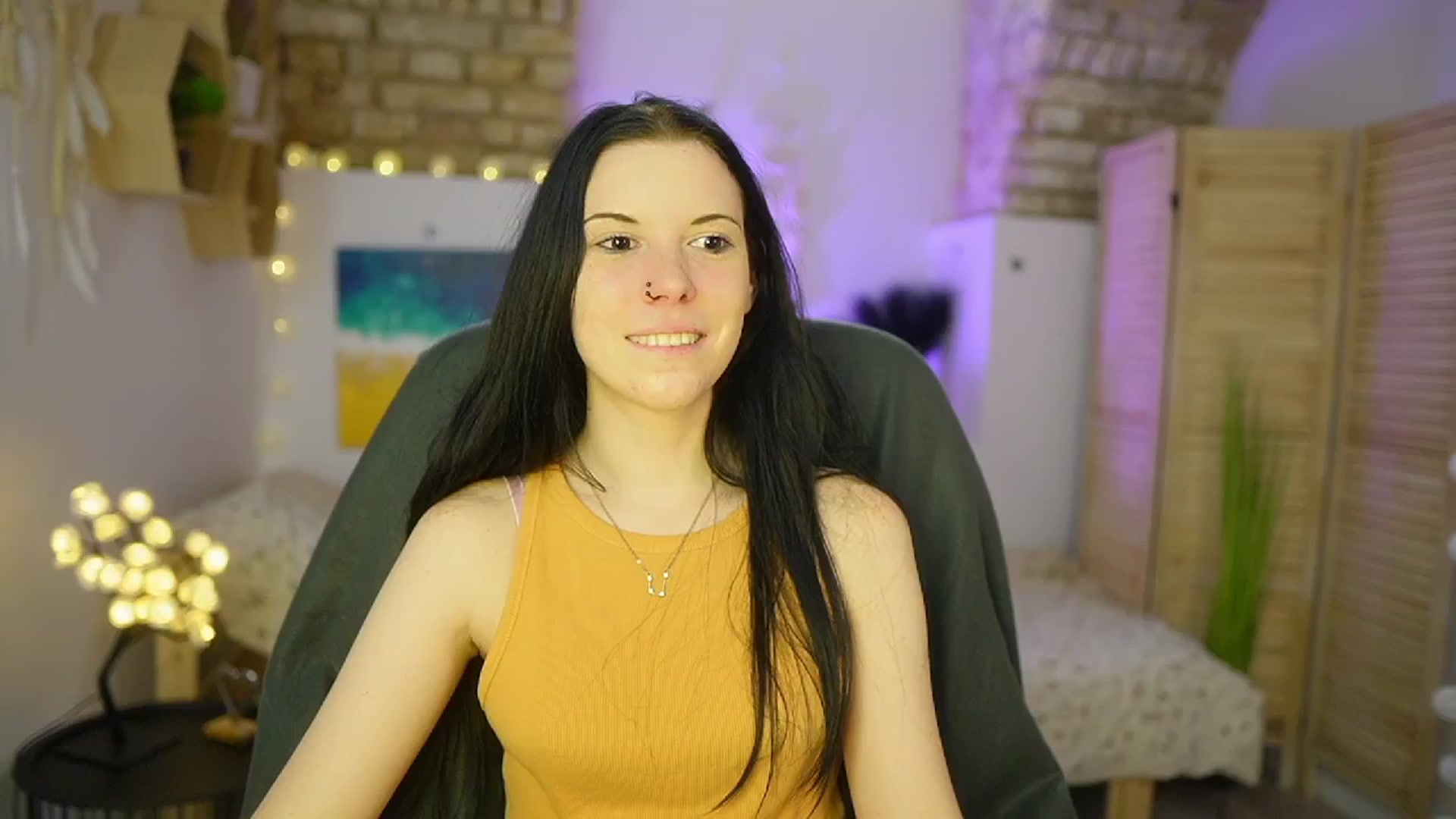 Gallery image thumbnail from April_Ollsen's myfreecams stream on, 04/10/2025, 12:57 image 12 of 20