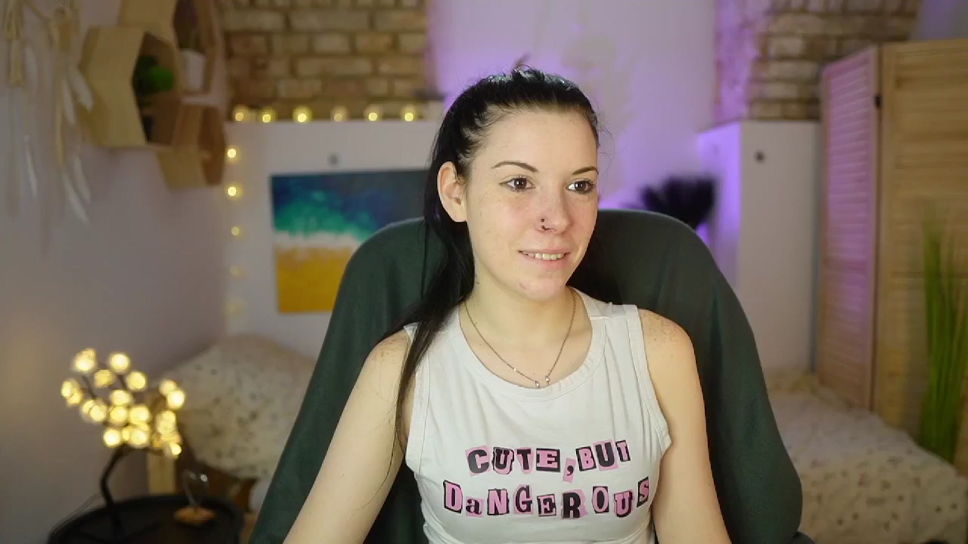 Gallery image thumbnail from April_Ollsen's myfreecams stream on, 04/12/2025, 08:32 image 1 of 20