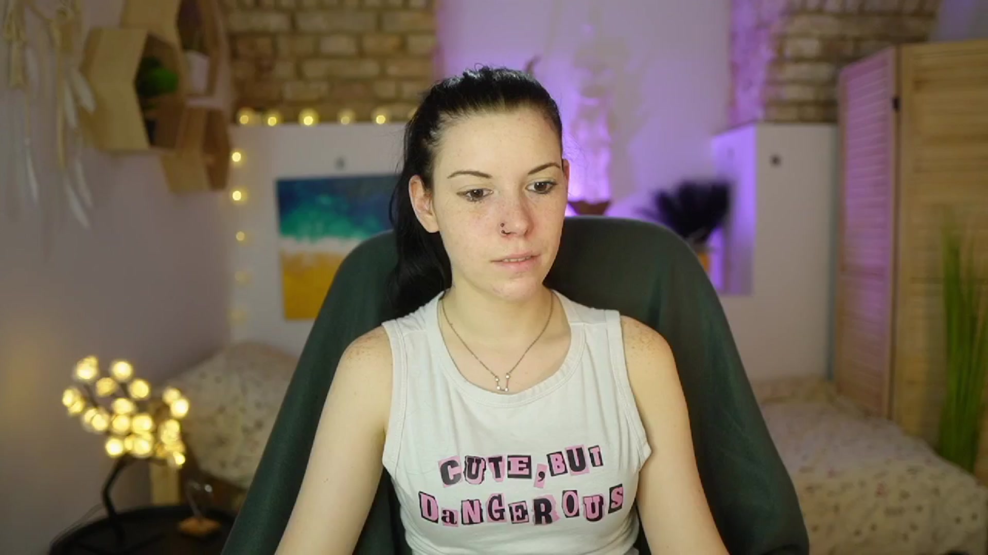 Gallery image thumbnail from April_Ollsen's myfreecams stream on, 04/12/2025, 11:14 image 13 of 20
