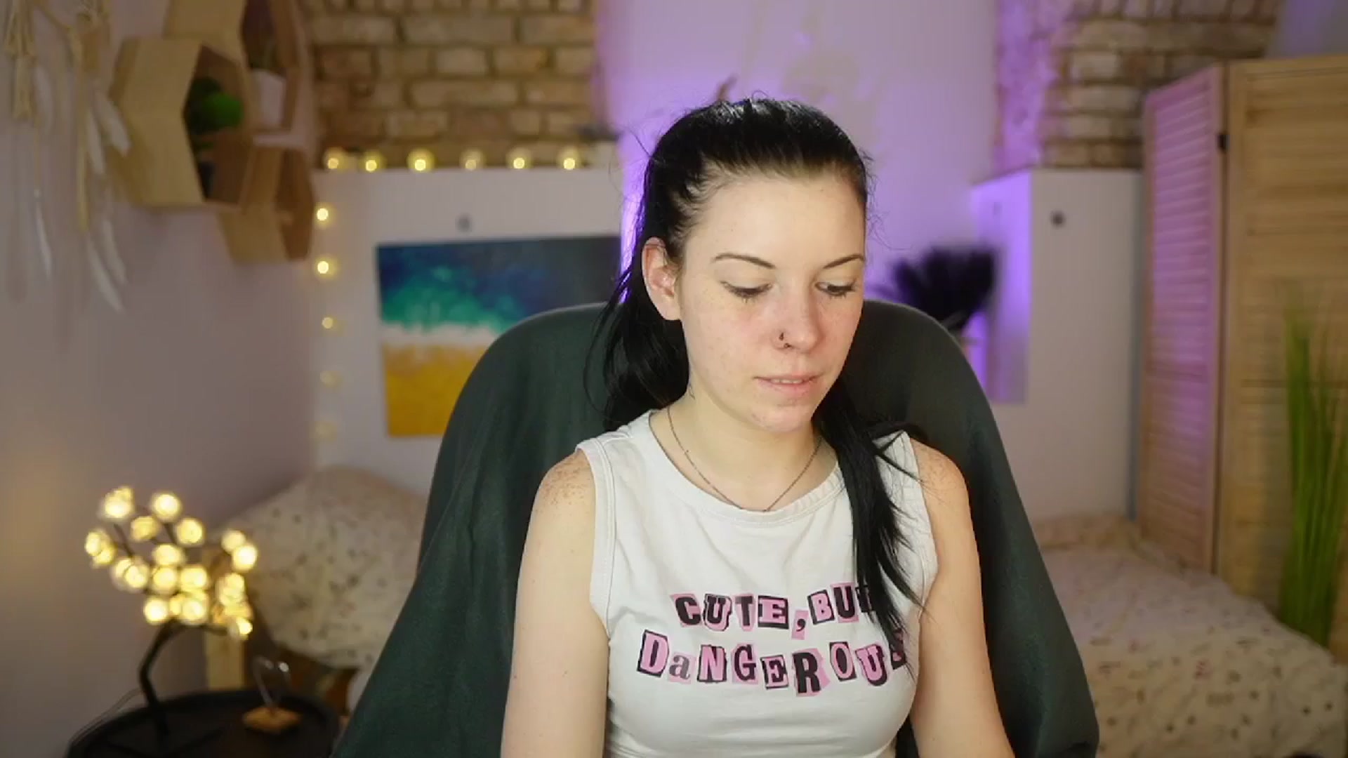 Gallery image thumbnail from April_Ollsen's myfreecams stream on, 04/12/2025, 11:54 image 20 of 20