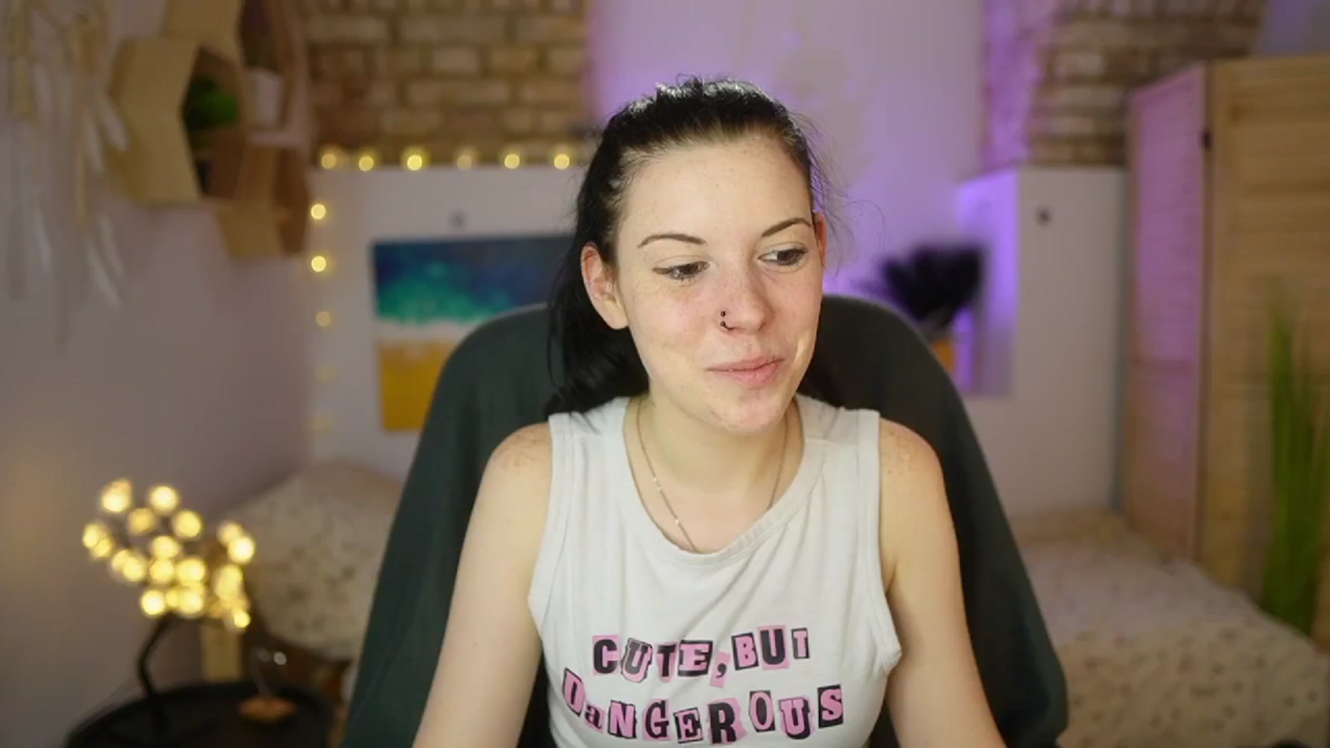 Gallery image thumbnail from April_Ollsen's myfreecams stream on, 04/12/2025, 12:56 image 7 of 20