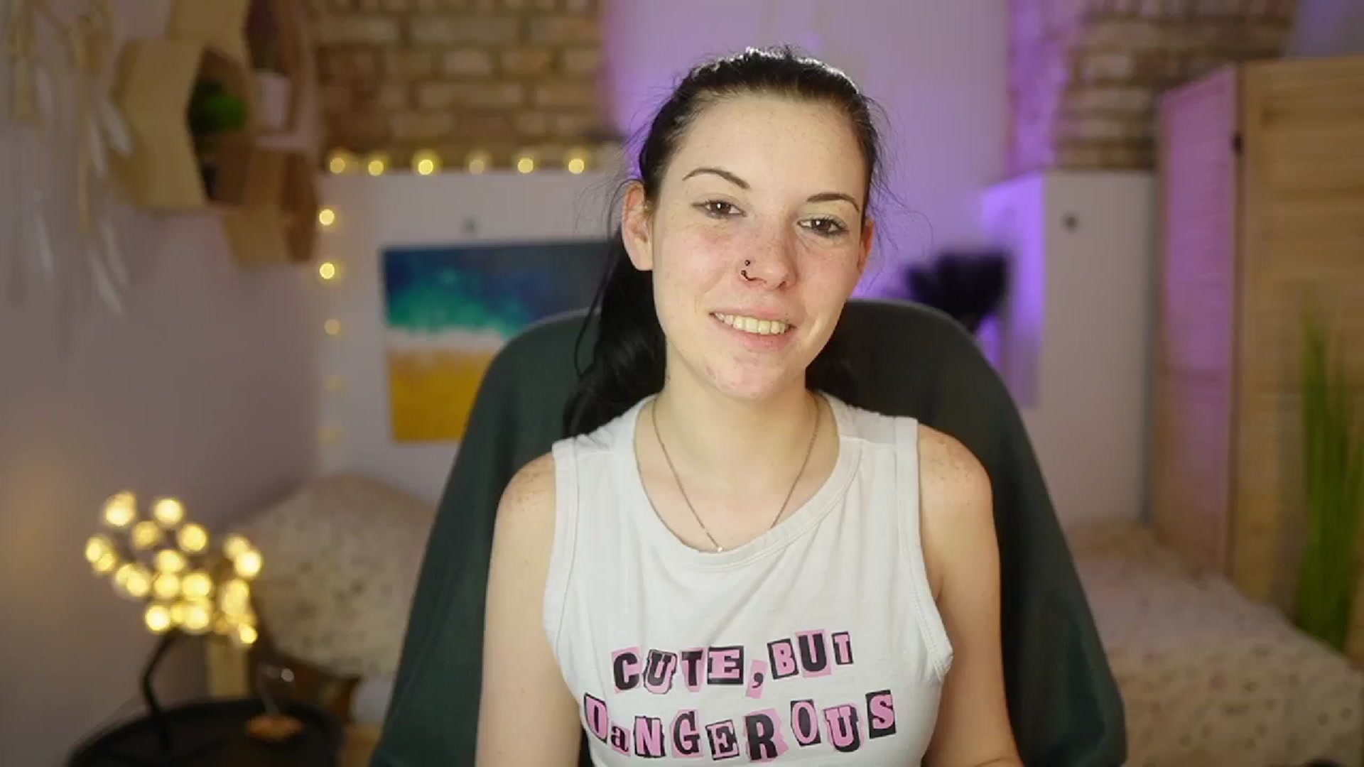 Gallery image thumbnail from April_Ollsen's myfreecams stream on, 04/12/2025, 12:56 image 18 of 20