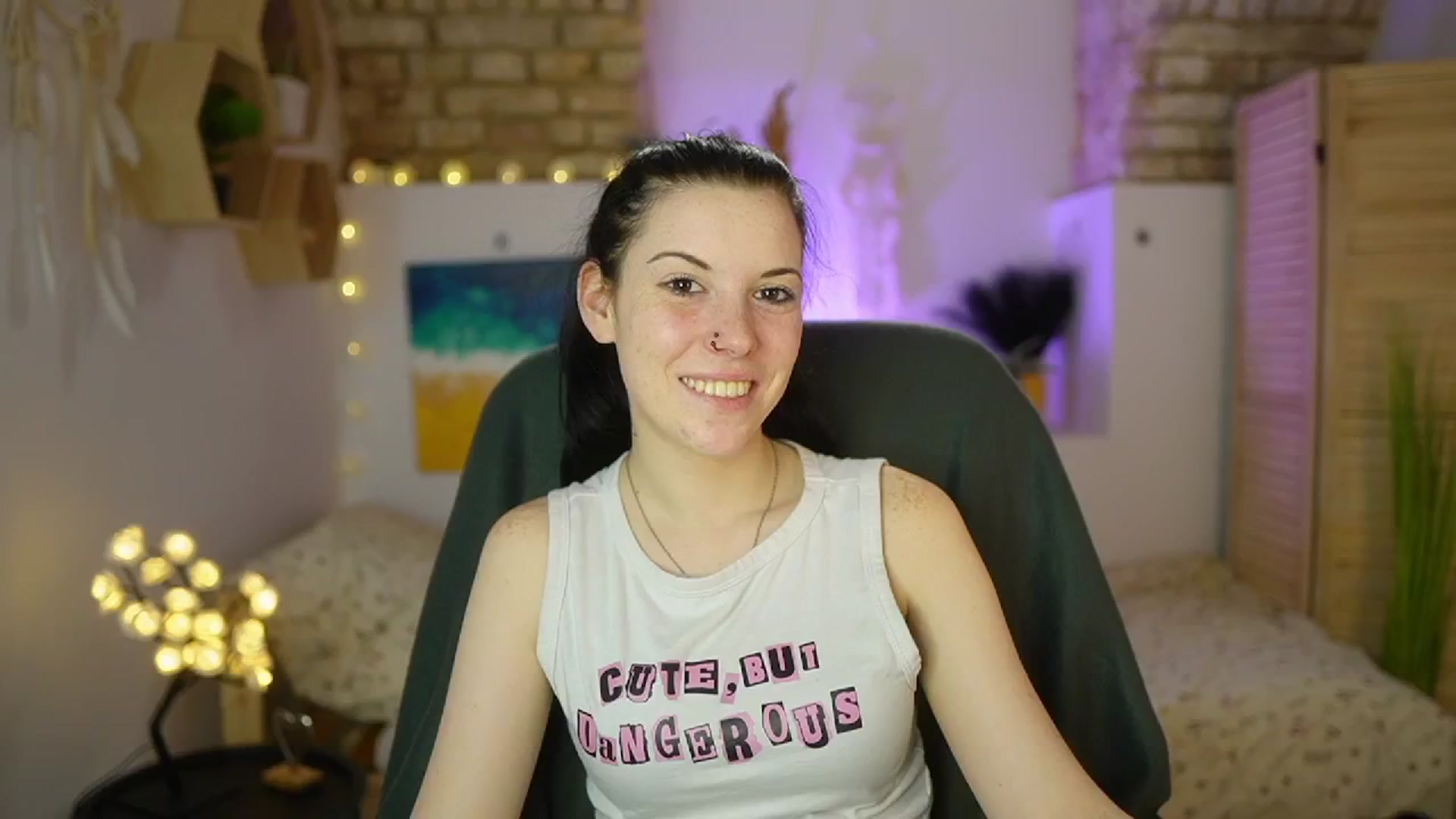 Gallery image thumbnail from April_Ollsen's myfreecams stream on, 04/12/2025, 12:56 image 6 of 20