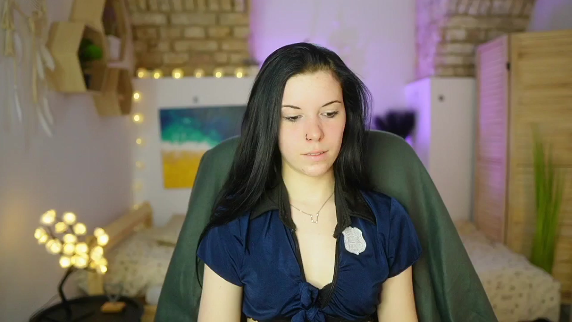Gallery image thumbnail from April_Ollsen's myfreecams stream on, 04/13/2025, 09:36 image 15 of 20