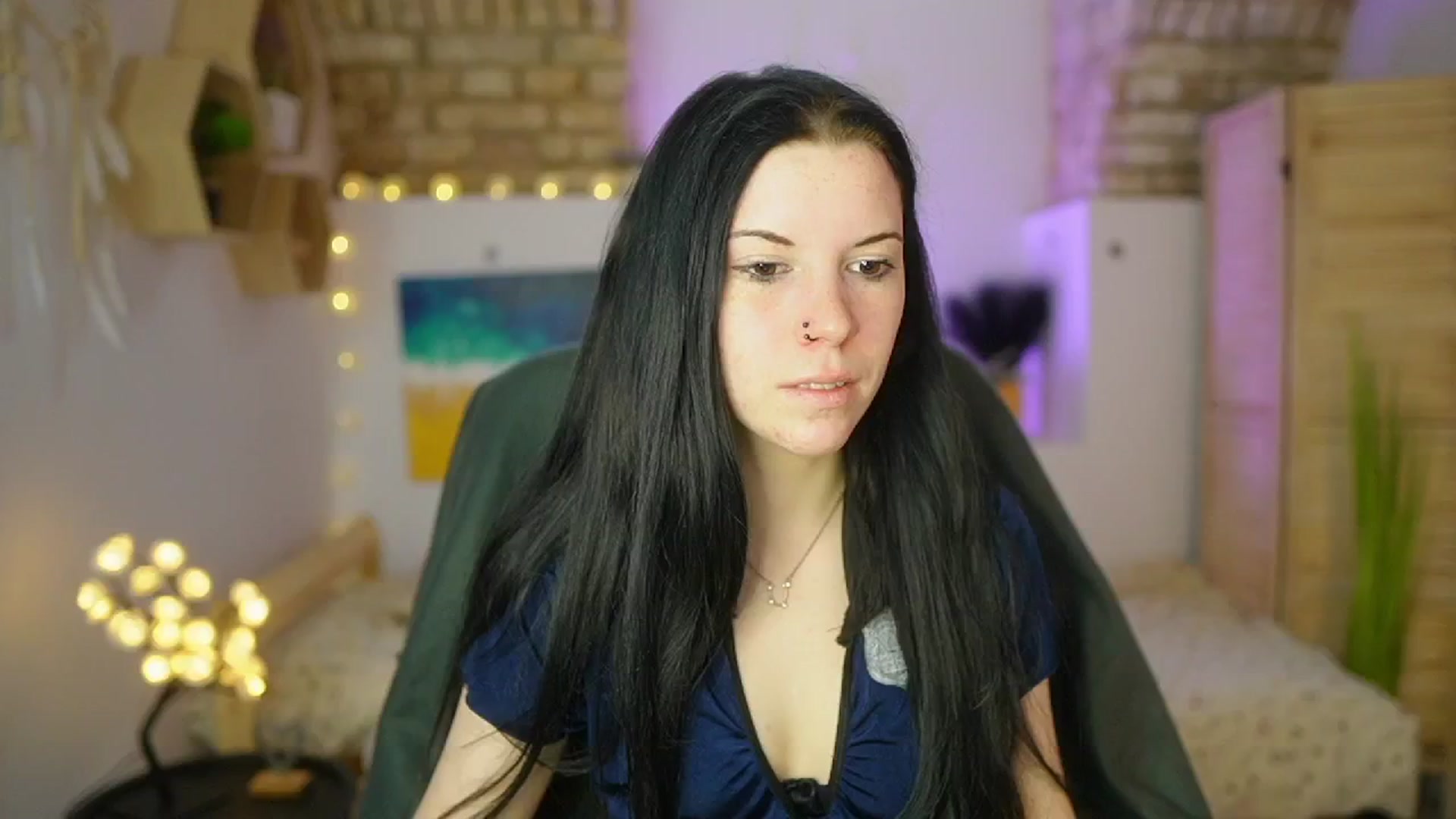 Gallery image thumbnail from April_Ollsen's myfreecams stream on, 04/13/2025, 09:36 image 6 of 20