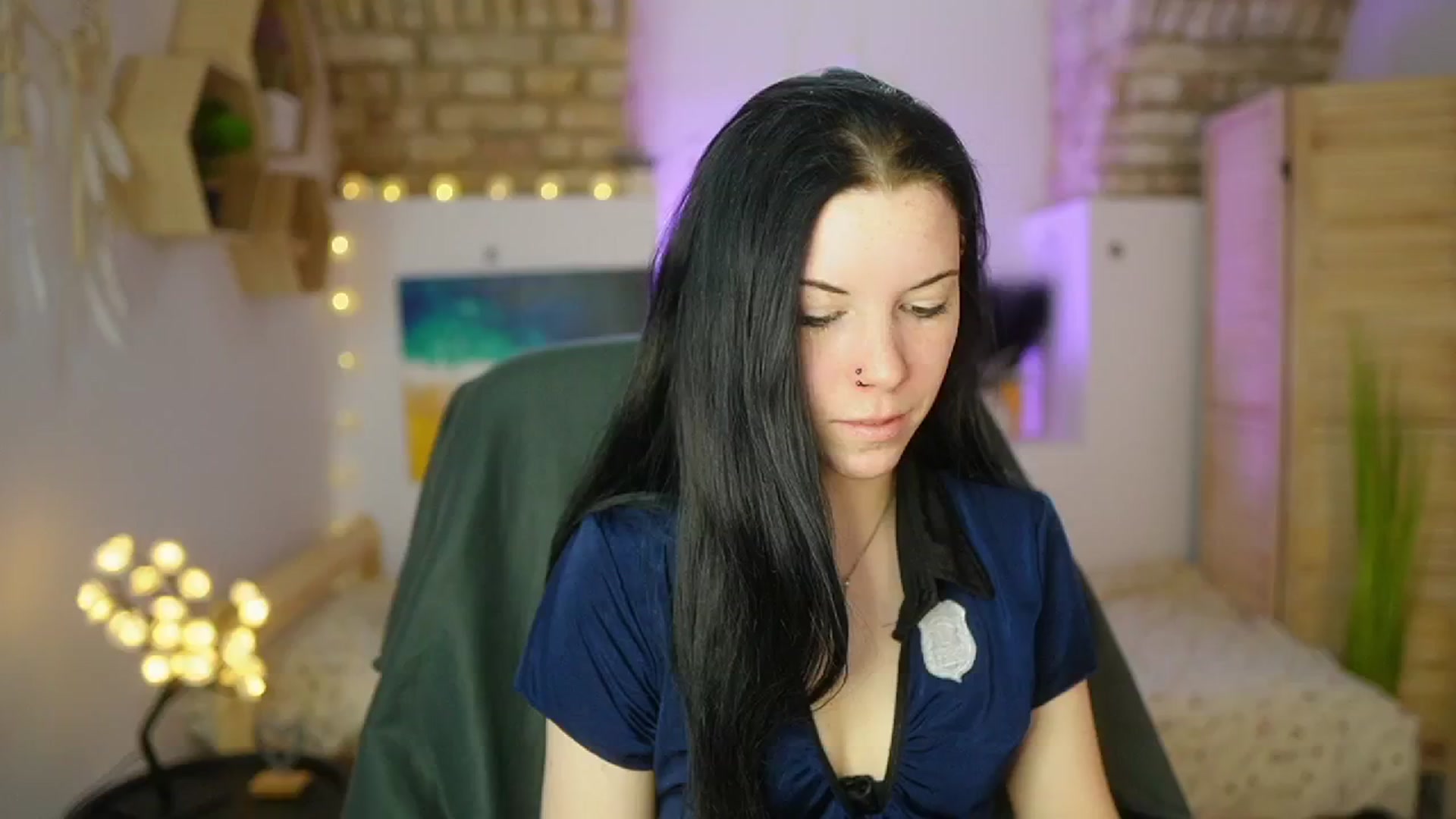 Gallery image thumbnail from April_Ollsen's myfreecams stream on, 04/13/2025, 09:36 image 5 of 20