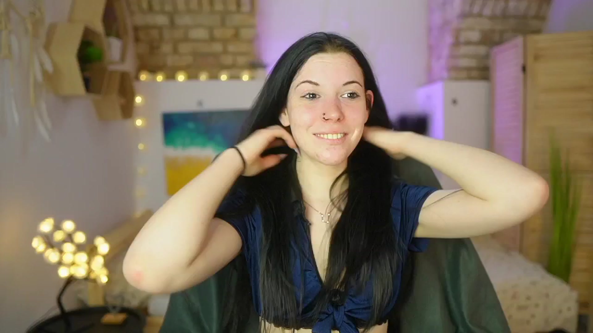 Gallery image thumbnail from April_Ollsen's myfreecams stream on, 04/13/2025, 09:36 image 7 of 20