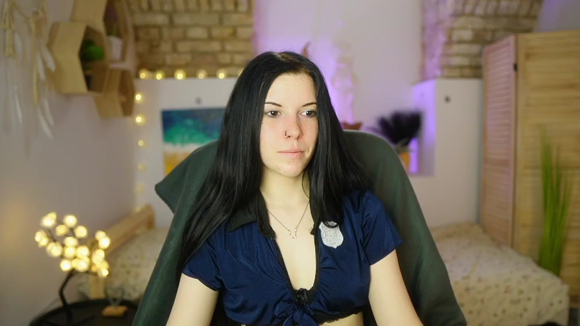 Gallery image thumbnail from April_Ollsen's myfreecams stream on, 04/13/2025, 13:00 image 9 of 20
