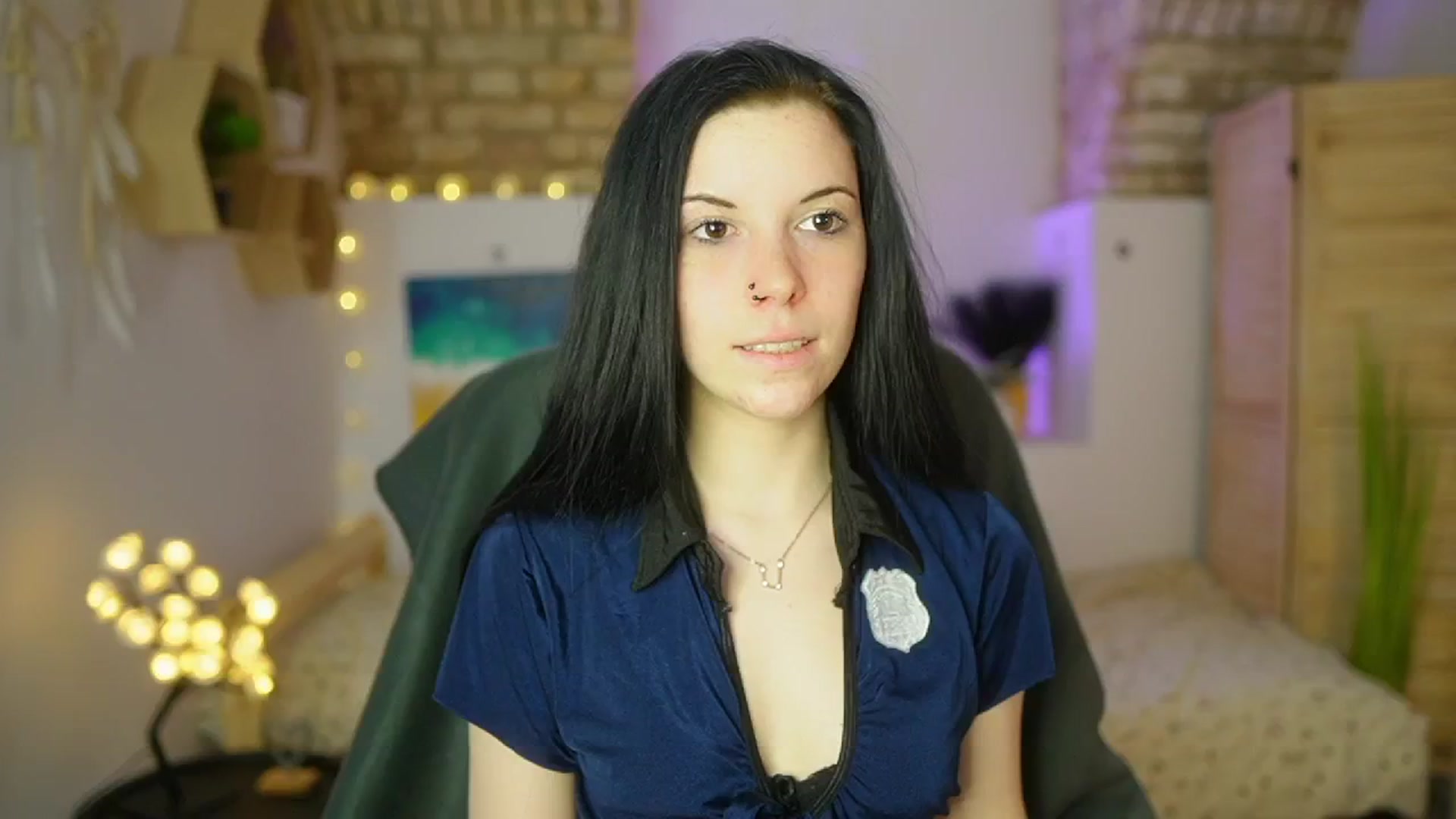 Gallery image thumbnail from April_Ollsen's myfreecams stream on, 04/13/2025, 13:00 image 16 of 20