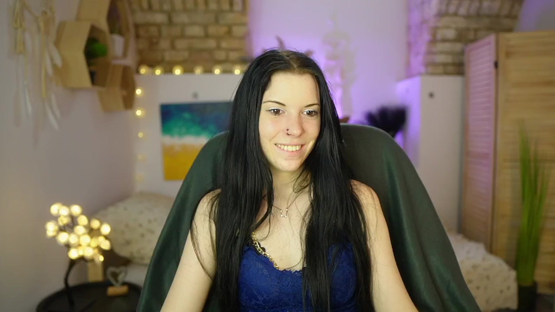 Gallery image thumbnail from April_Ollsen's myfreecams stream on, 04/17/2025, 11:06 image 20 of 20
