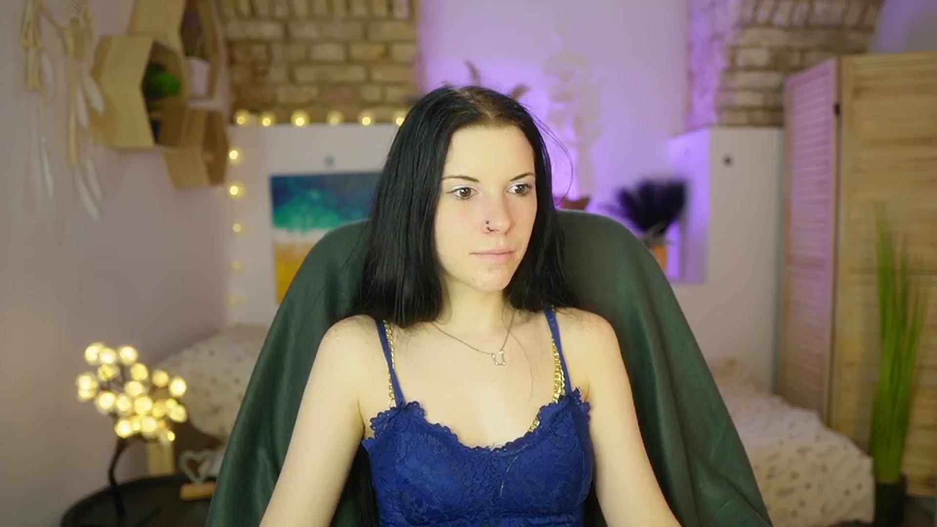 Gallery image thumbnail from April_Ollsen's myfreecams stream on, 04/17/2025, 12:02 image 20 of 20
