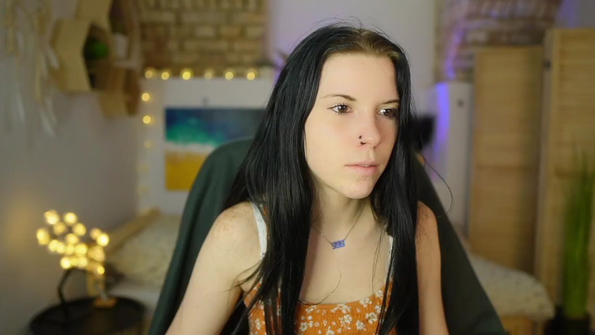 Gallery image thumbnail from April_Ollsen's myfreecams stream on, 04/28/2025, 09:20 image 5 of 20