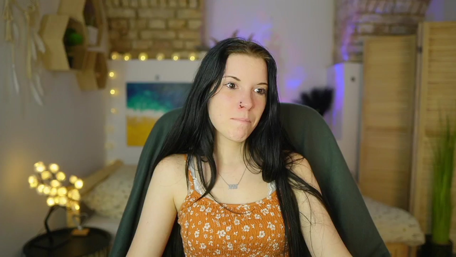 Gallery image thumbnail from April_Ollsen's myfreecams stream on, 04/28/2025, 09:20 image 17 of 20