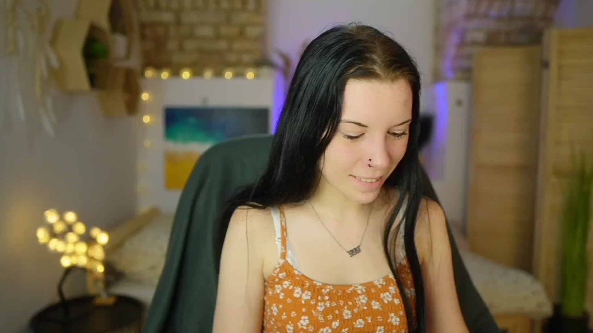Gallery image thumbnail from April_Ollsen's myfreecams stream on, 04/28/2025, 09:20 image 8 of 20