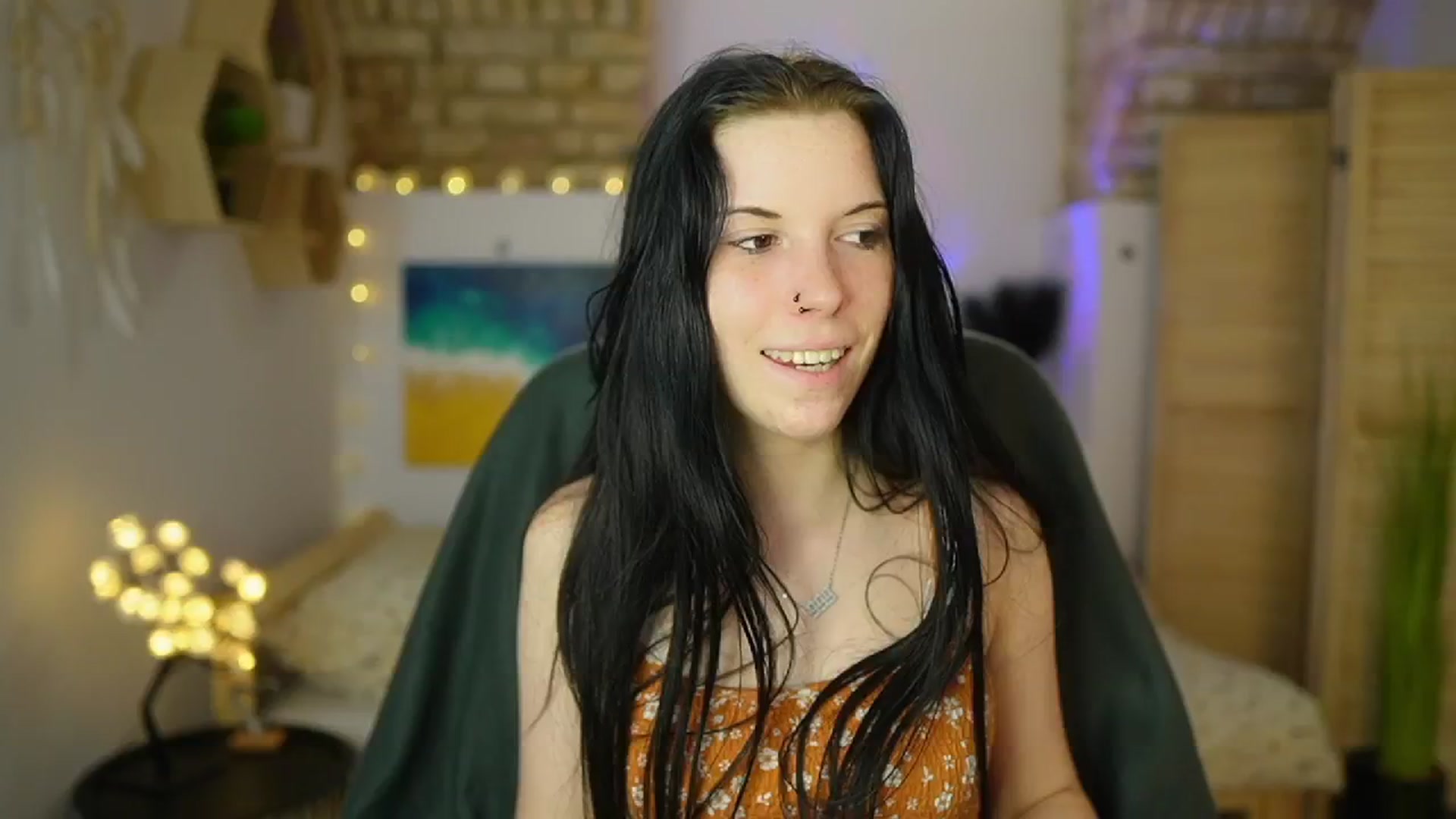 Gallery image thumbnail from April_Ollsen's myfreecams stream on, 04/28/2025, 12:58 image 11 of 20