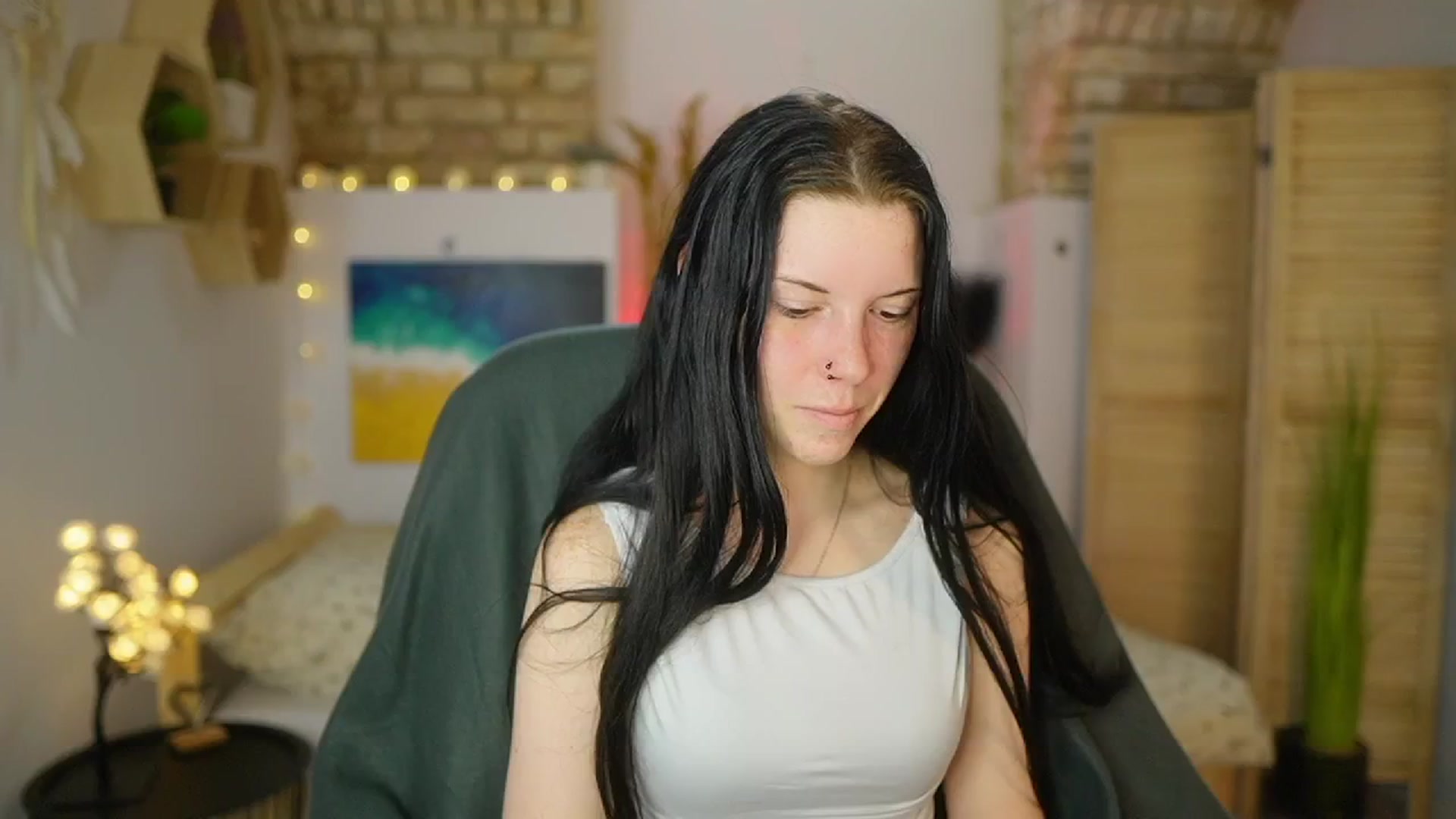 Gallery image thumbnail from April_Ollsen's myfreecams stream on, 04/29/2025, 08:32 image 20 of 20
