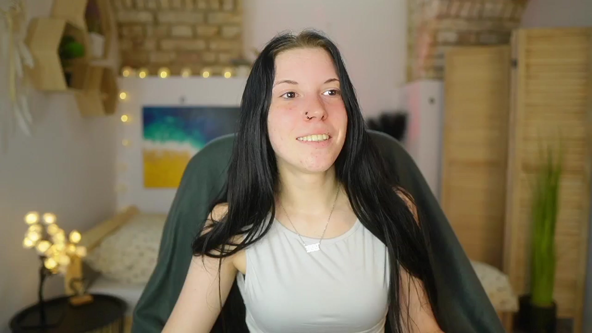 Gallery image thumbnail from April_Ollsen's myfreecams stream on, 04/29/2025, 08:32 image 18 of 20