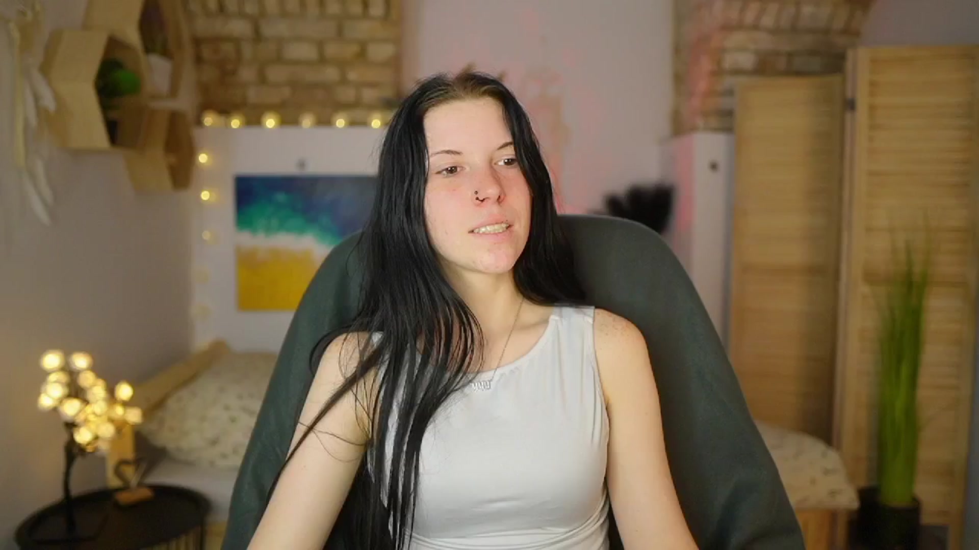 Gallery image thumbnail from April_Ollsen's myfreecams stream on, 04/29/2025, 09:27 image 17 of 20