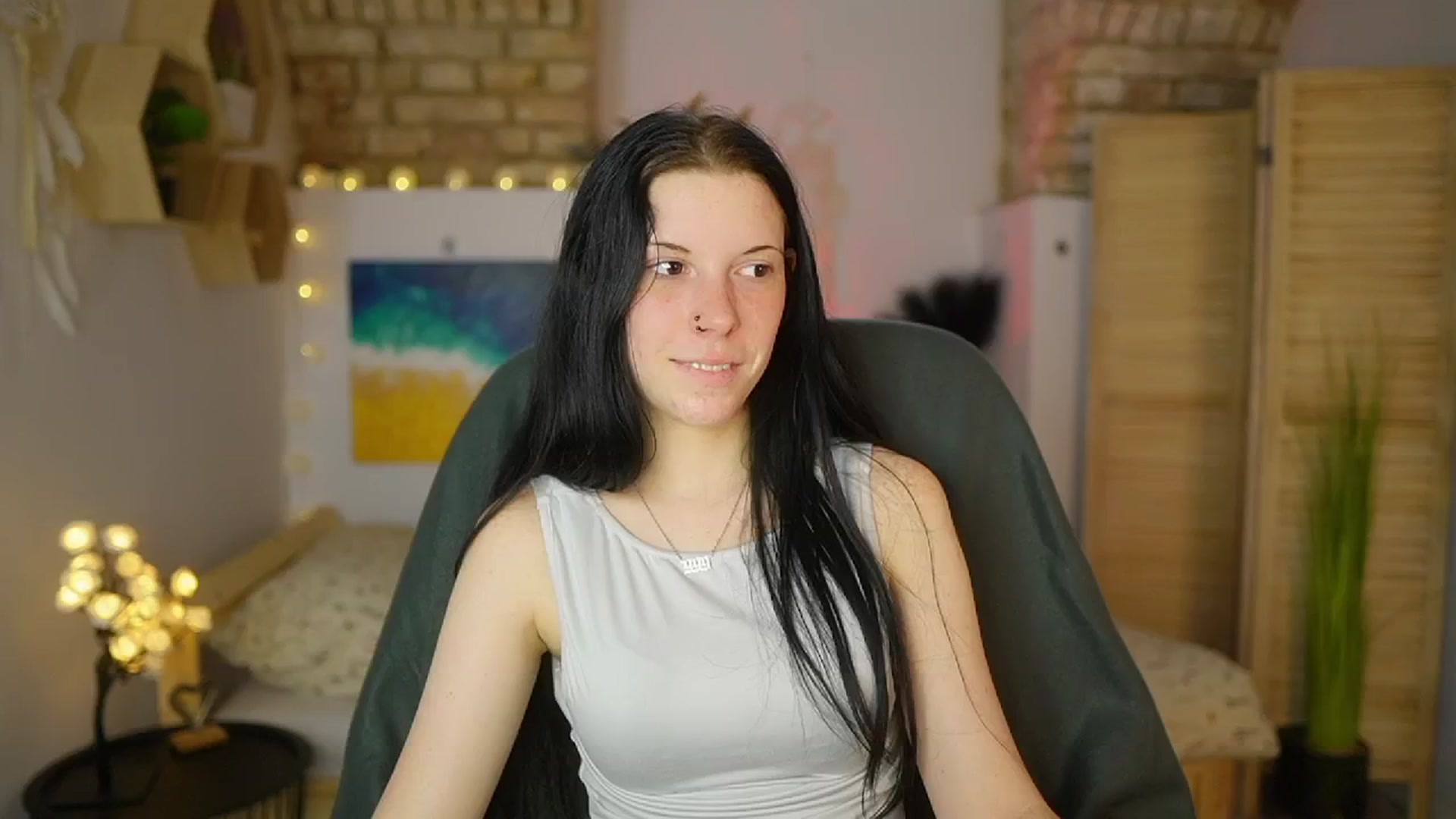 Gallery image thumbnail from April_Ollsen's myfreecams stream on, 04/29/2025, 10:20 image 8 of 20