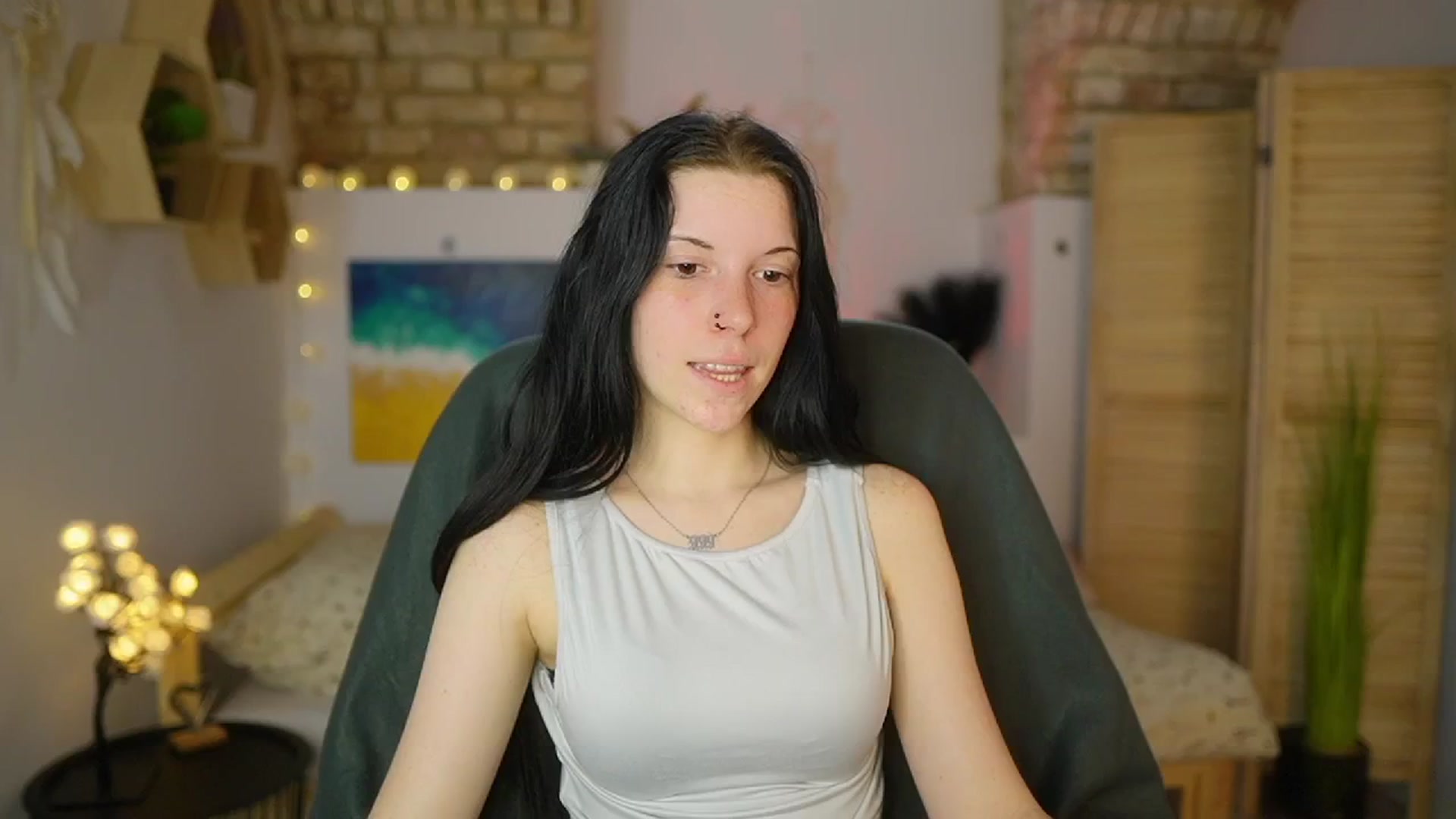 Gallery image thumbnail from April_Ollsen's myfreecams stream on, 04/29/2025, 10:20 image 1 of 20