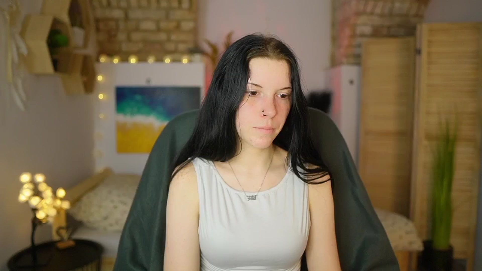 Gallery image thumbnail from April_Ollsen's myfreecams stream on, 04/29/2025, 10:20 image 6 of 20