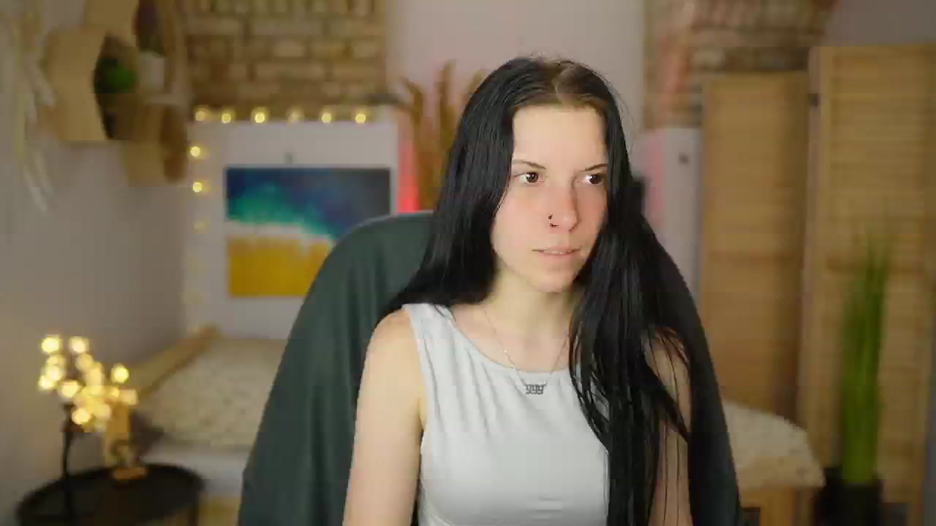 Gallery image thumbnail from April_Ollsen's myfreecams stream on, 04/29/2025, 12:20 image 17 of 20
