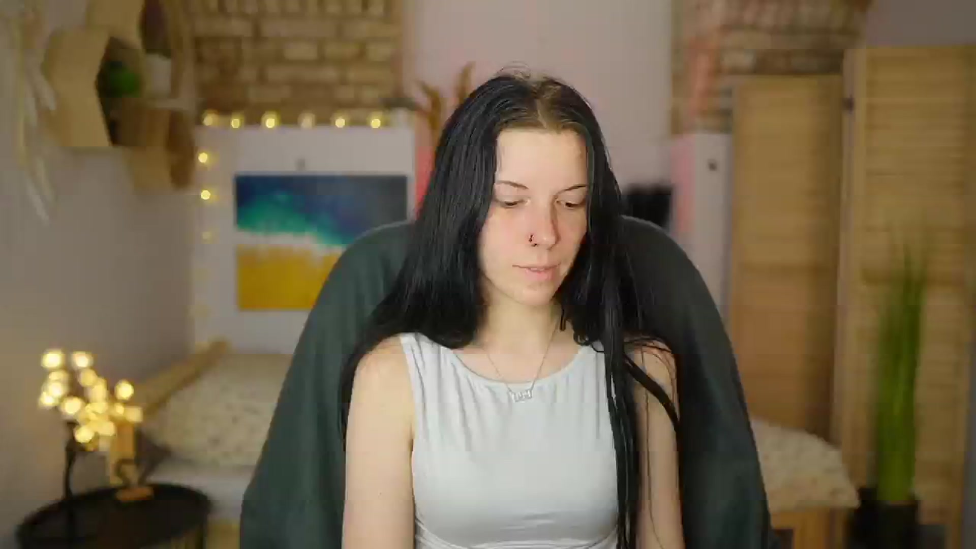 Gallery image thumbnail from April_Ollsen's myfreecams stream on, 04/29/2025, 12:20 image 6 of 20