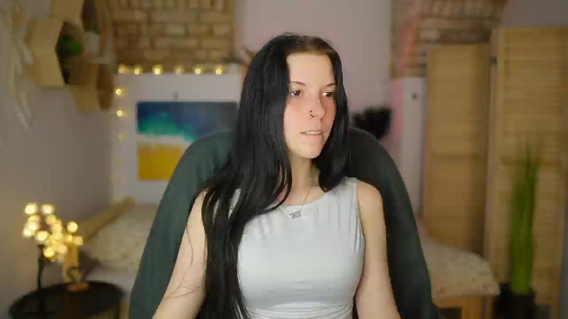 Gallery image thumbnail from April_Ollsen's myfreecams stream on, 04/29/2025, 12:20 image 13 of 20