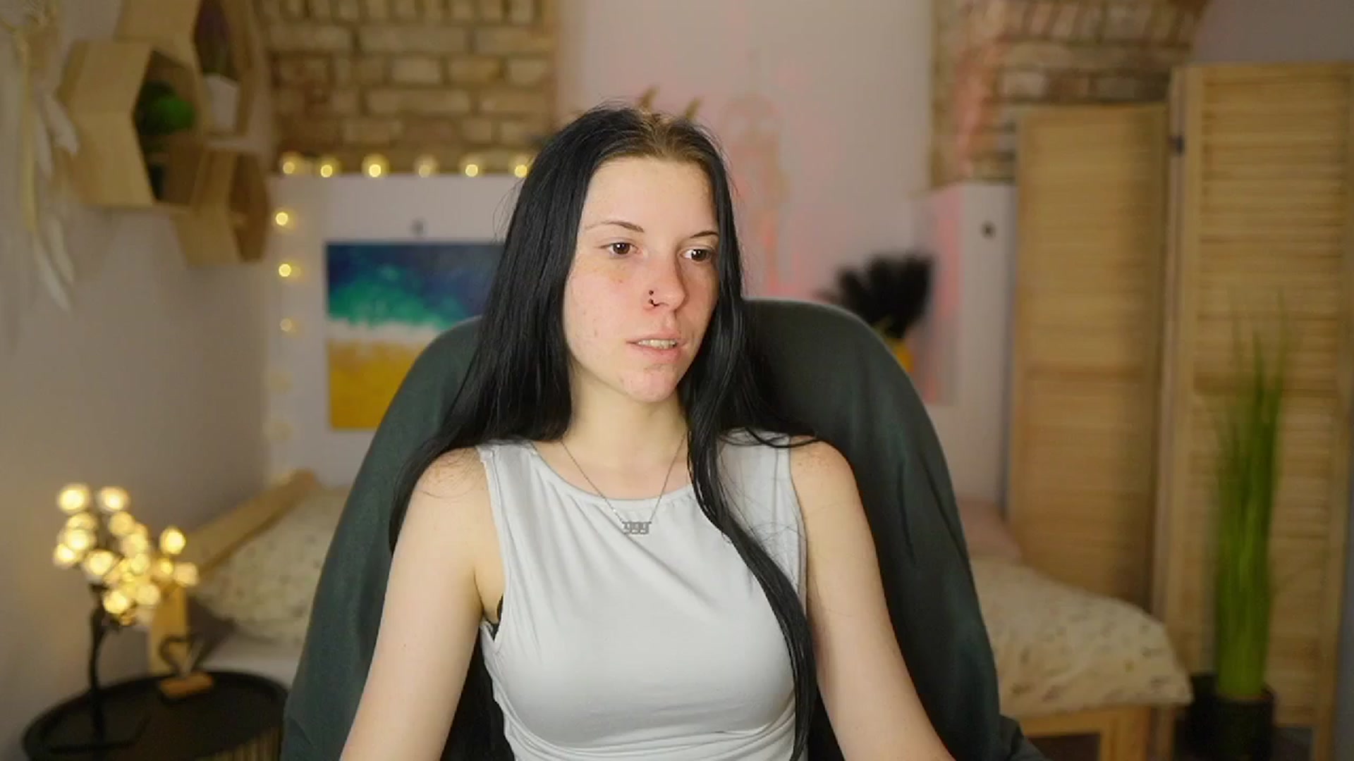 Gallery image thumbnail from April_Ollsen's myfreecams stream on, 04/29/2025, 12:46 image 13 of 20