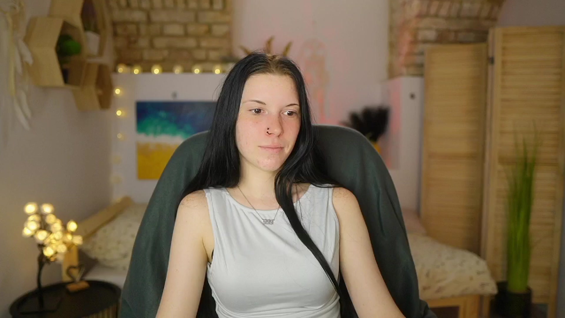 Gallery image thumbnail from April_Ollsen's myfreecams stream on, 04/29/2025, 12:46 image 11 of 20