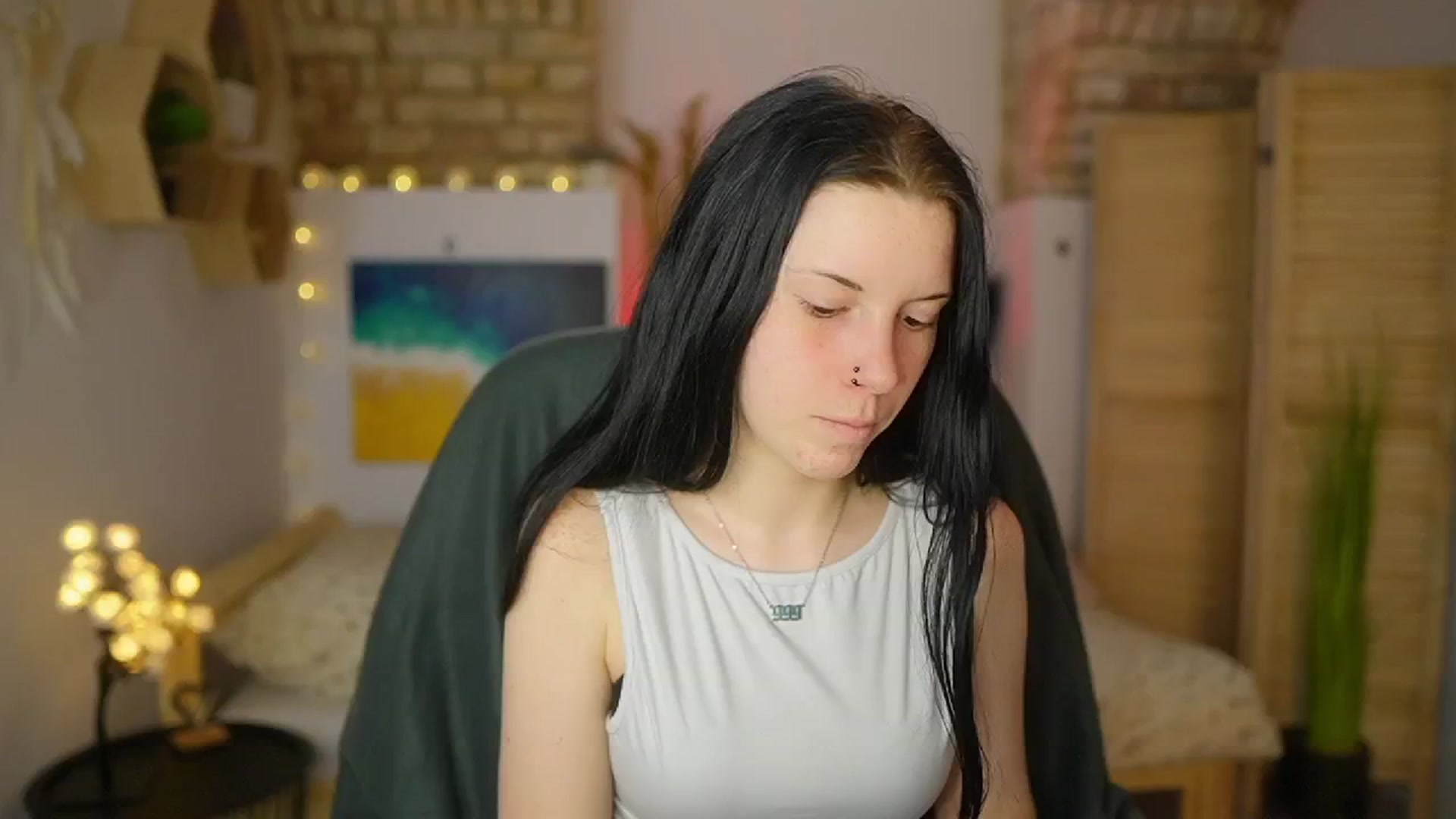 Gallery image thumbnail from April_Ollsen's myfreecams stream on, 04/29/2025, 12:46 image 12 of 20