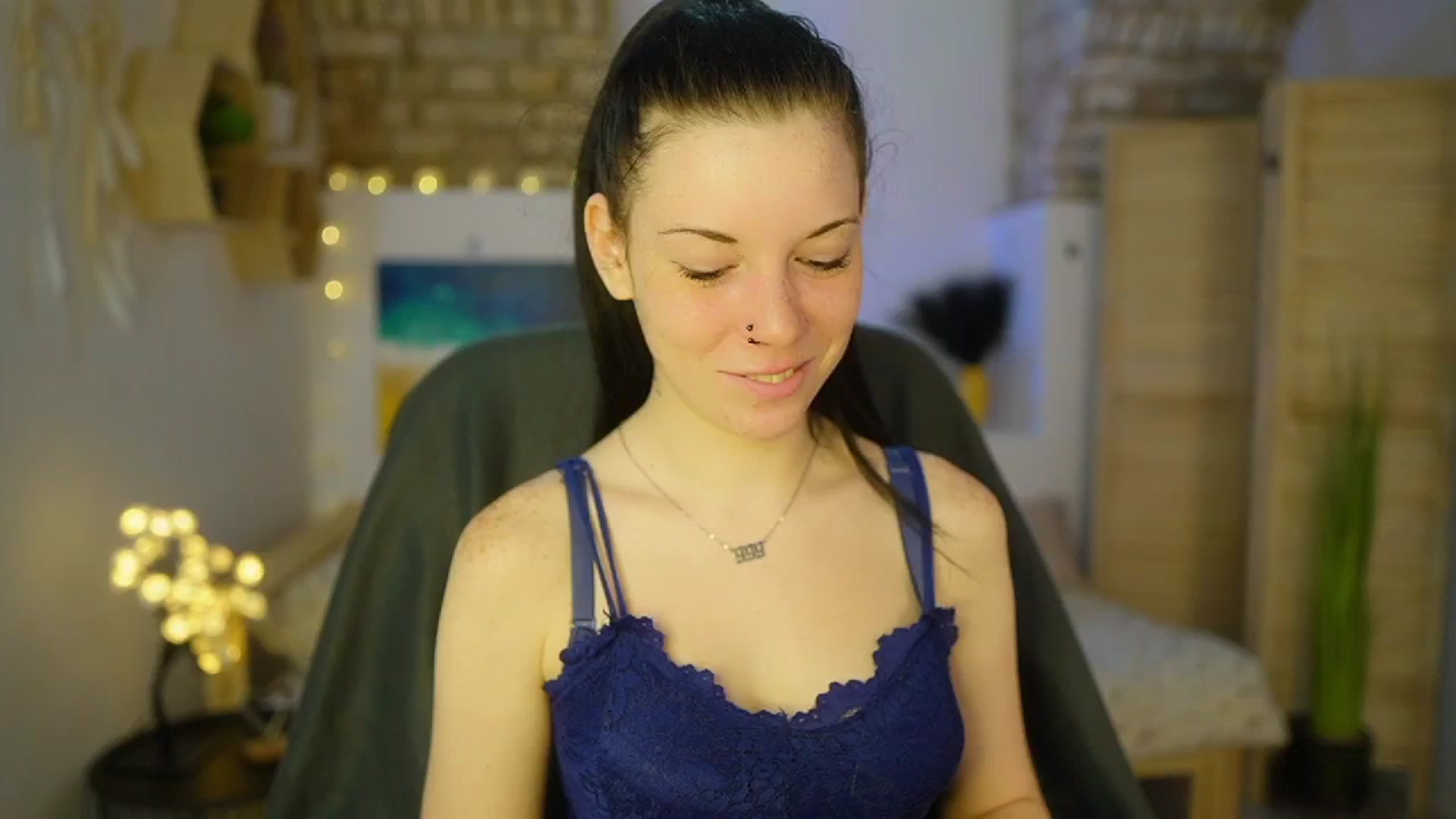 Gallery image thumbnail from April_Ollsen's myfreecams stream on, 05/02/2025, 13:09 image 2 of 20