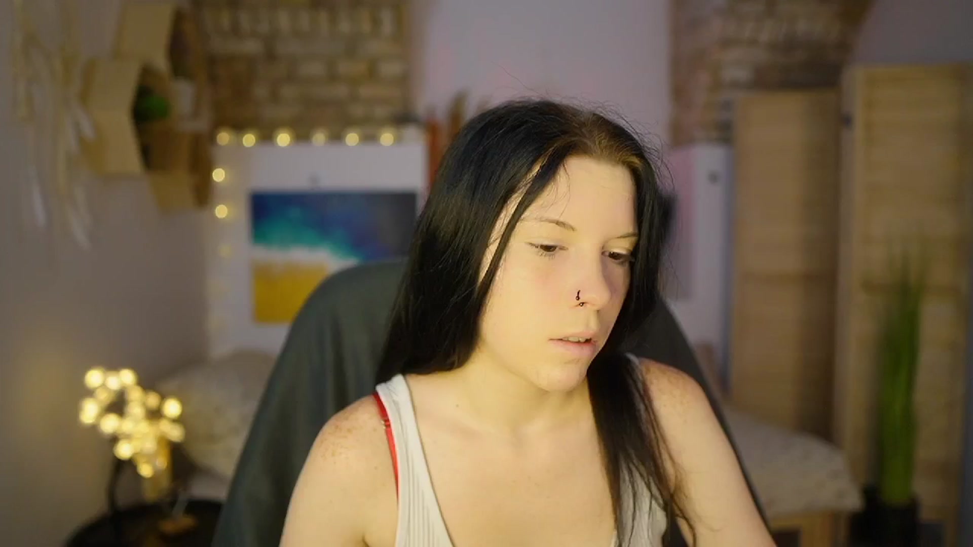 Gallery image thumbnail from April_Ollsen's myfreecams stream on, 05/04/2025, 08:25 image 1 of 20